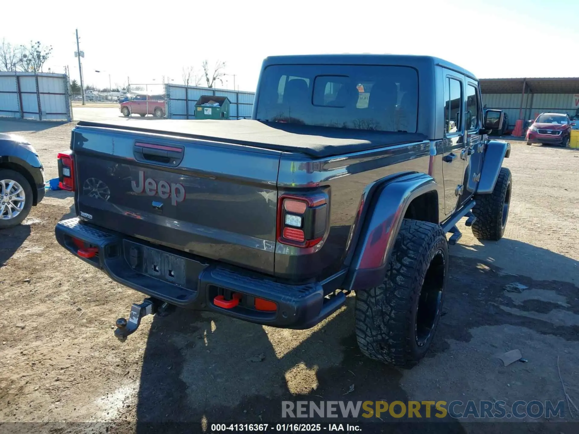 4 Photograph of a damaged car 1C6JJTBG5LL179188 JEEP GLADIATOR 2020