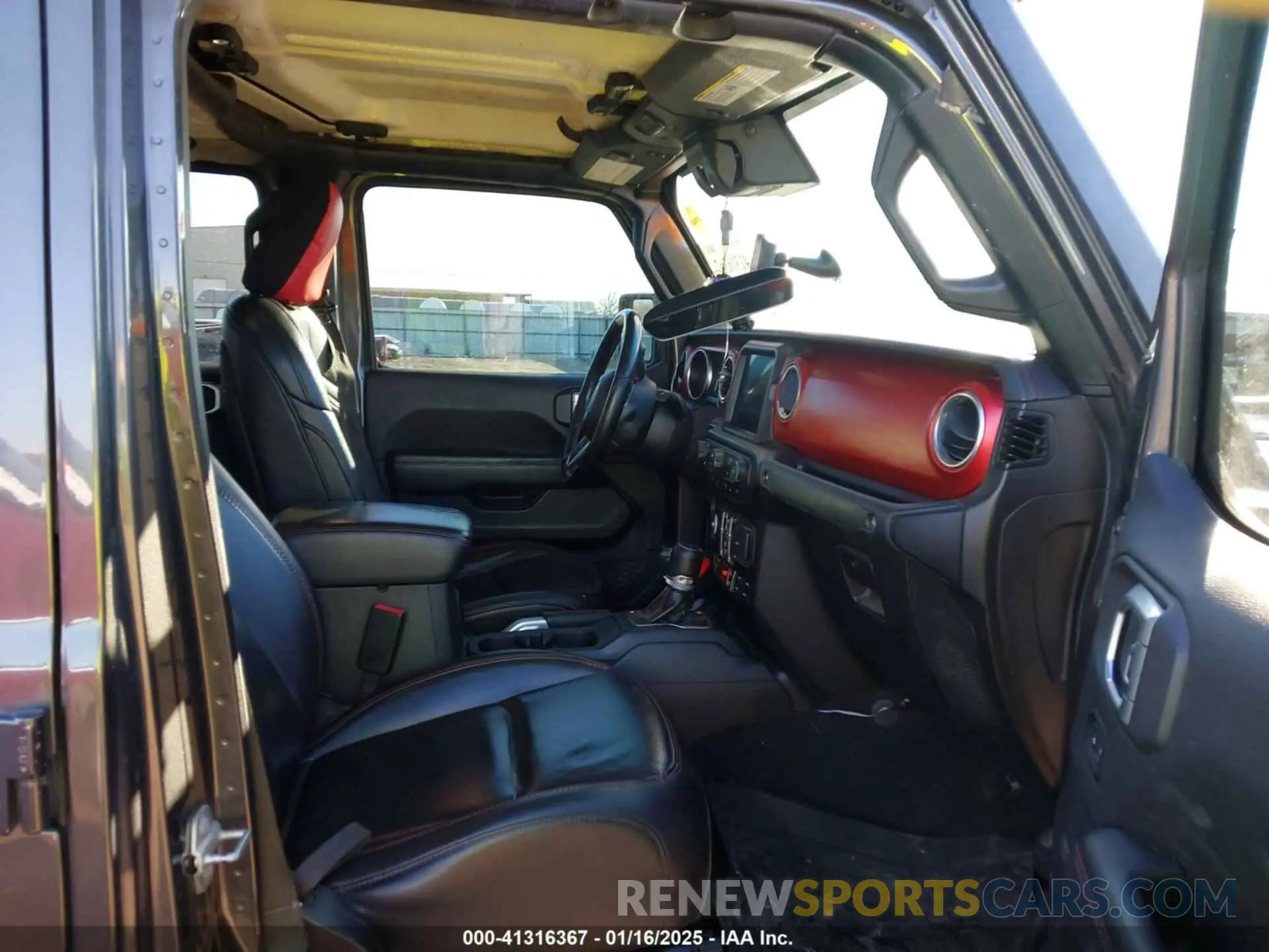 5 Photograph of a damaged car 1C6JJTBG5LL179188 JEEP GLADIATOR 2020