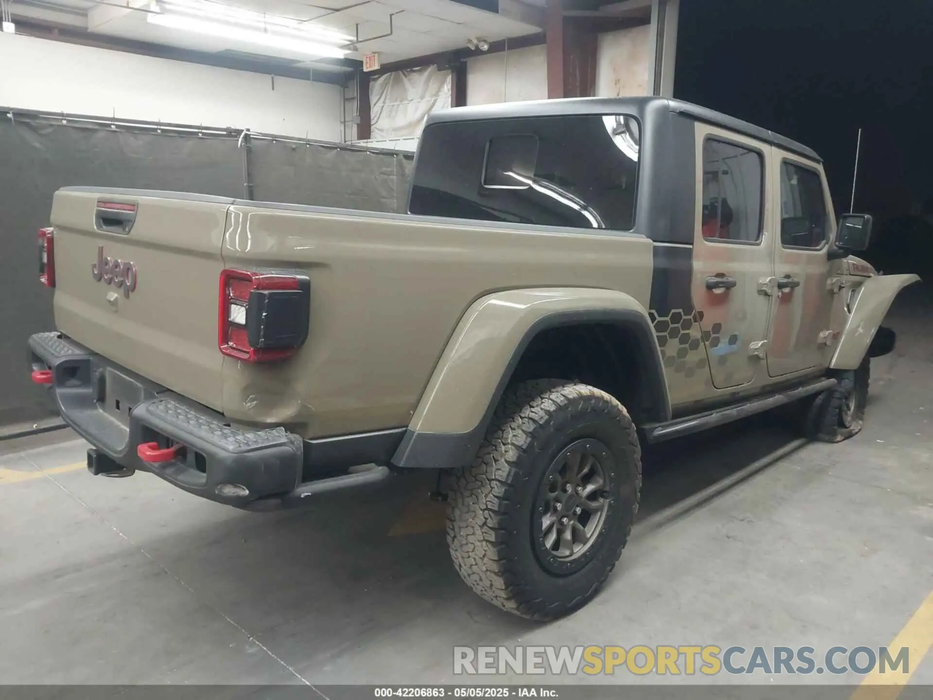4 Фотография поврежденного автомобиля 1C6JJTBGXLL178893 JEEP GLADIATOR 2020