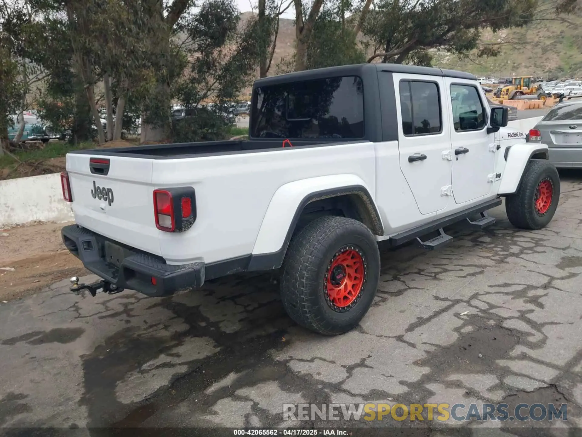 4 Фотография поврежденного автомобиля 1C6HJTAG1ML572638 JEEP GLADIATOR 2021