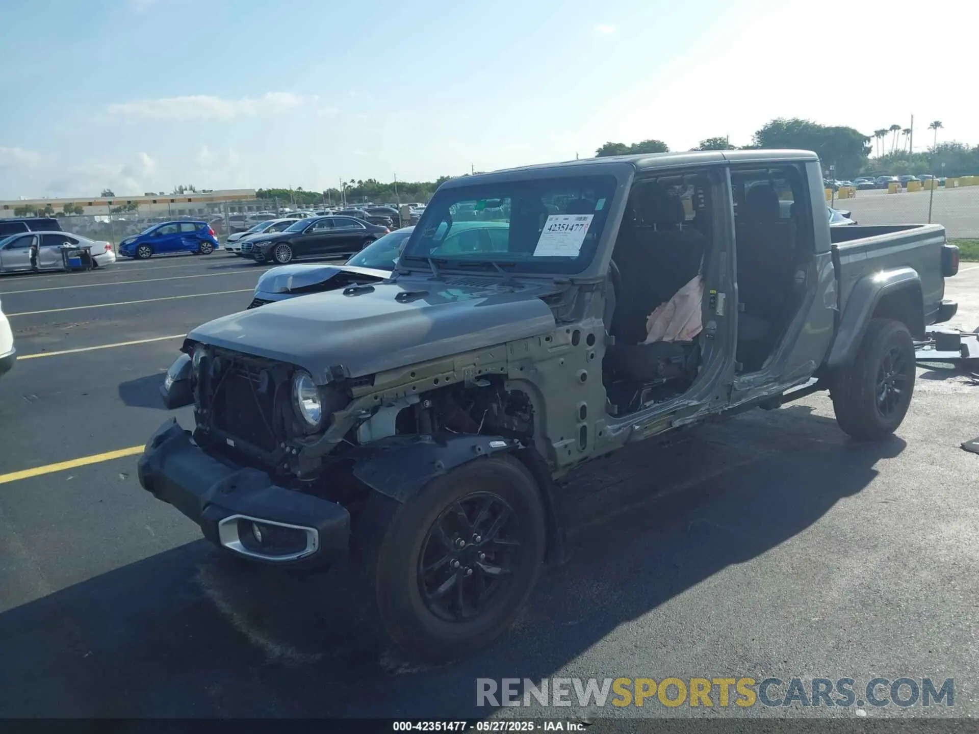 2 Photograph of a damaged car 1C6HJTAG4ML624568 JEEP GLADIATOR 2021