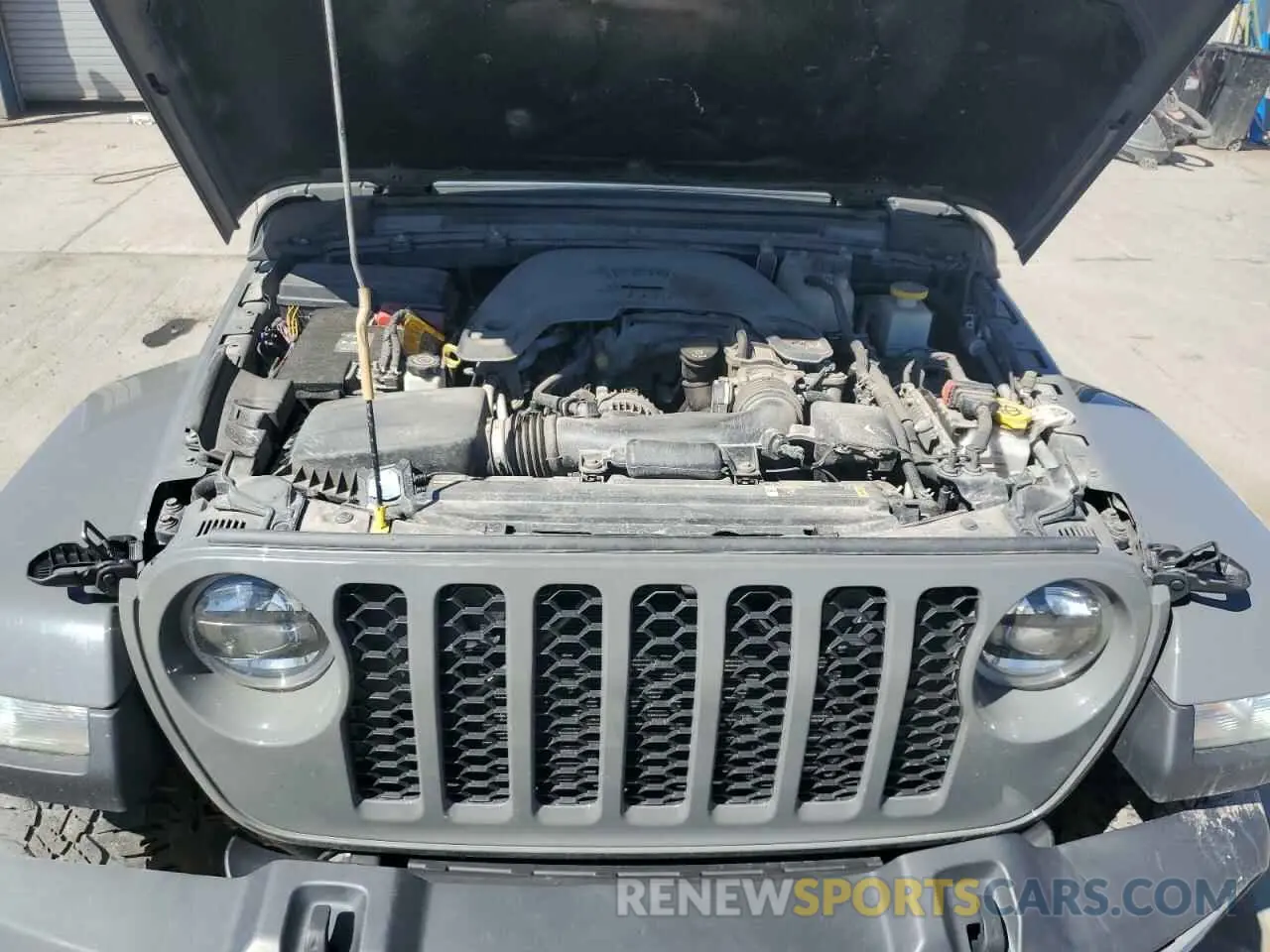 11 Photograph of a damaged car 1C6HJTAG5ML531803 JEEP GLADIATOR 2021