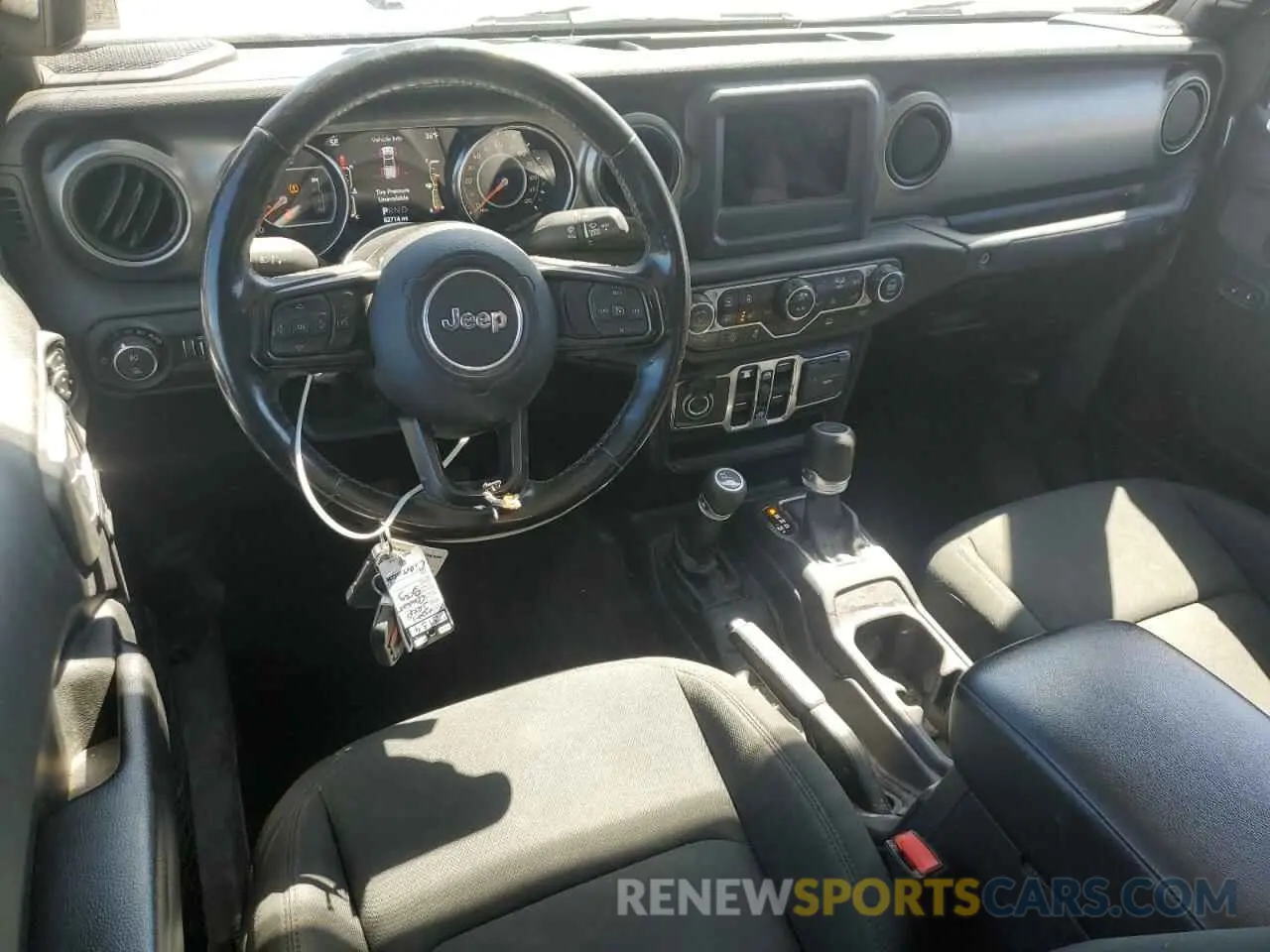 8 Photograph of a damaged car 1C6HJTAG5ML531803 JEEP GLADIATOR 2021