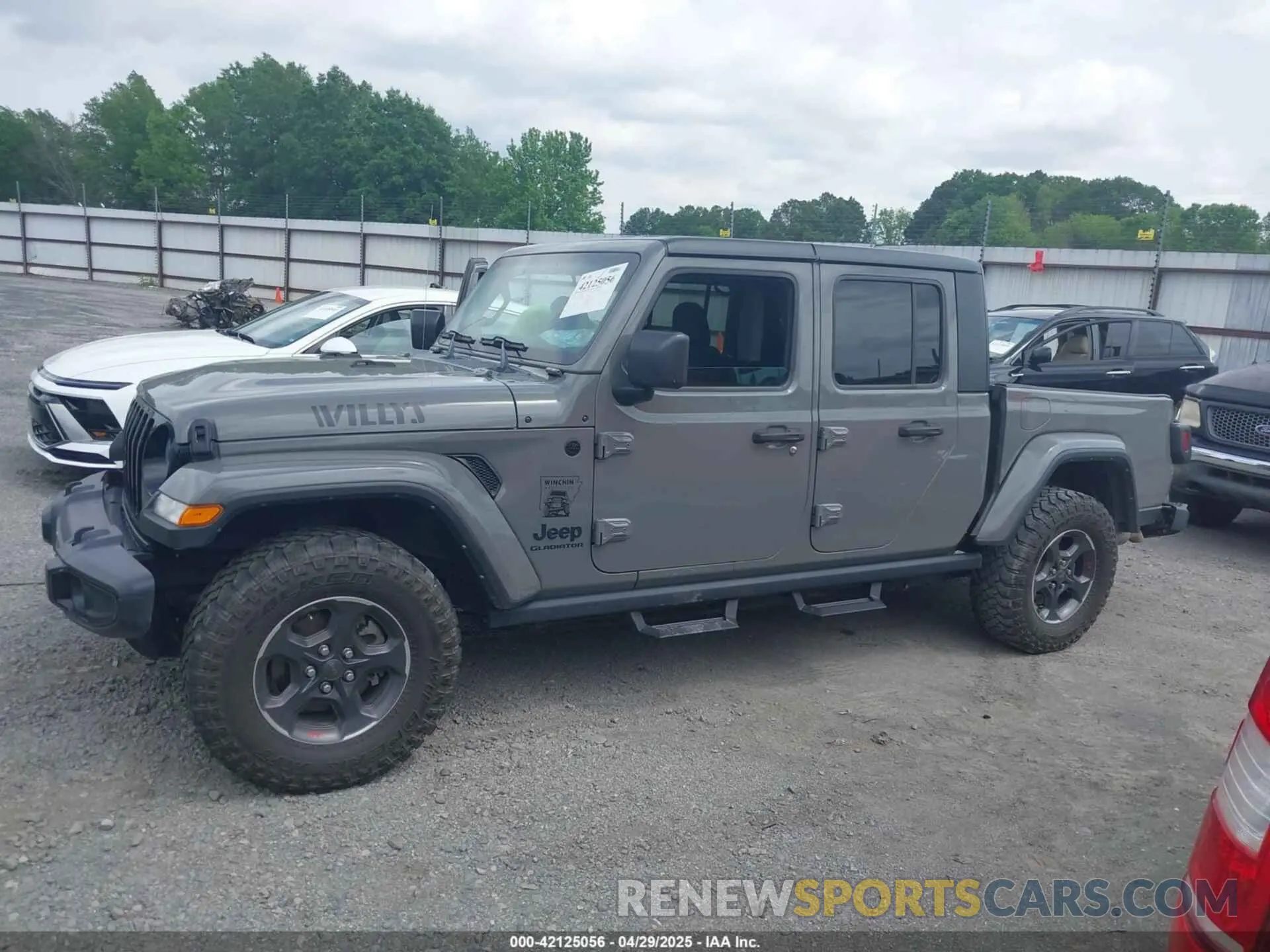 14 Photograph of a damaged car 1C6HJTAG5ML570892 JEEP GLADIATOR 2021
