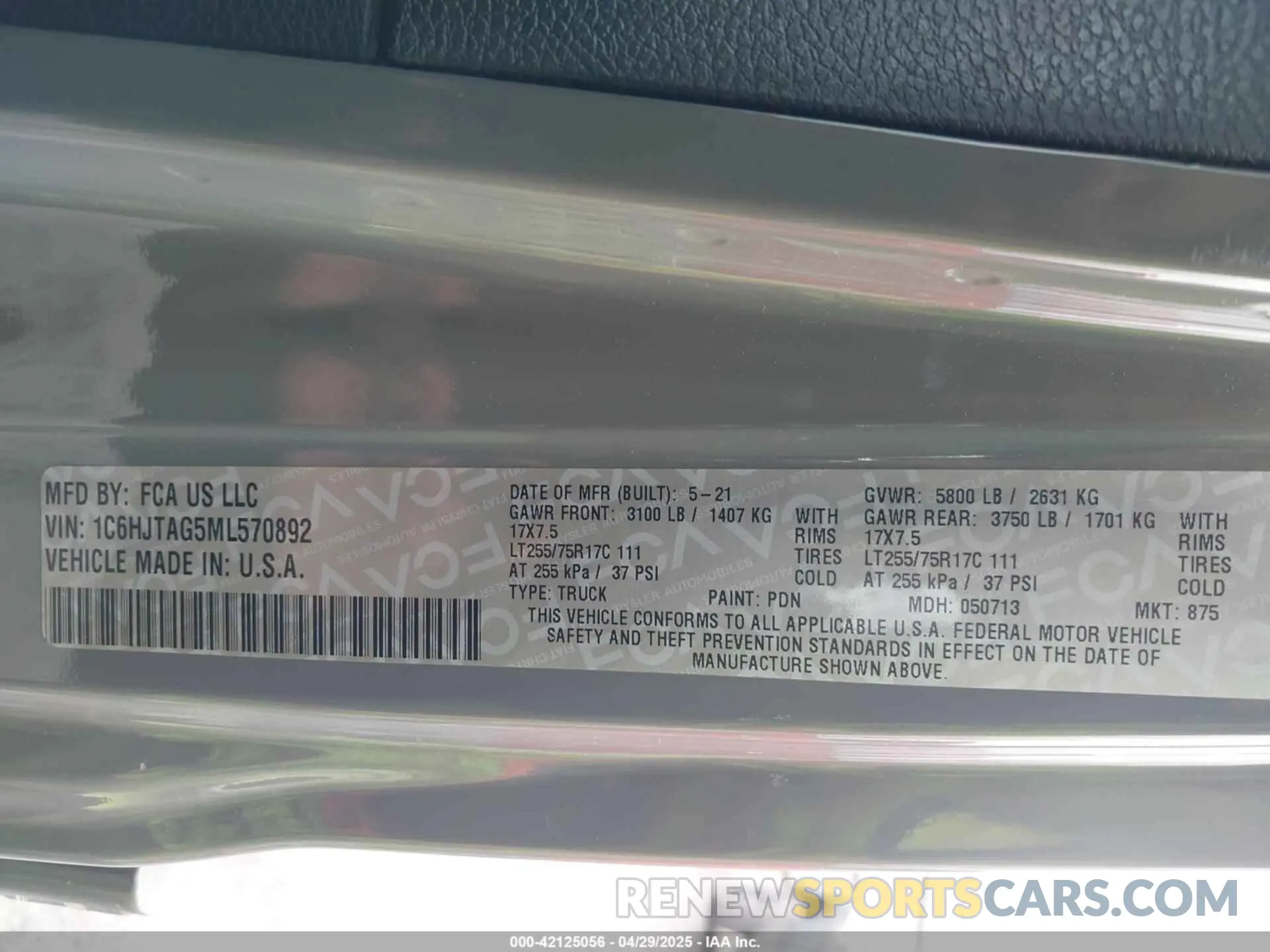 9 Photograph of a damaged car 1C6HJTAG5ML570892 JEEP GLADIATOR 2021
