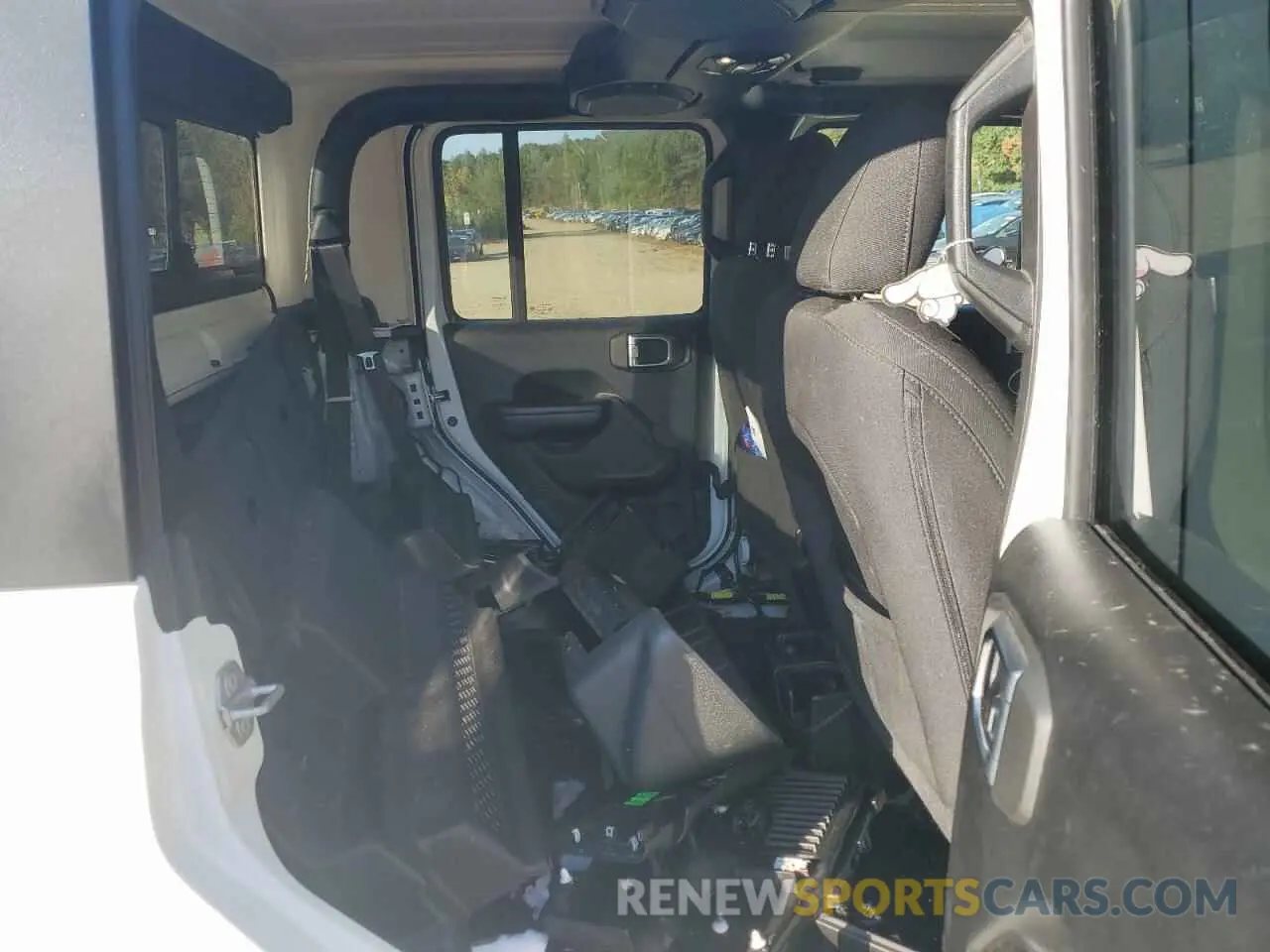 10 Photograph of a damaged car 1C6HJTAG7ML557920 JEEP GLADIATOR 2021