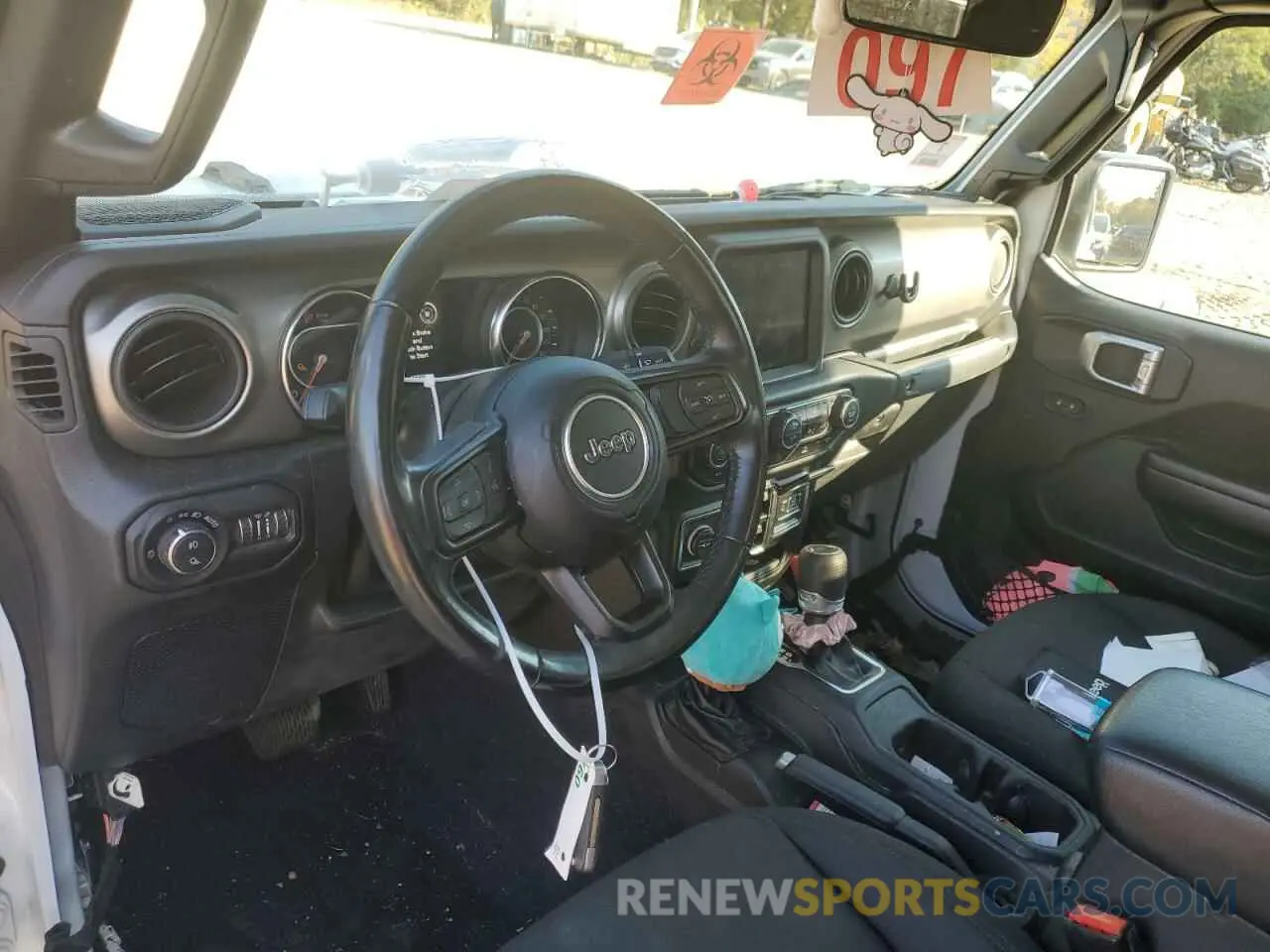 8 Photograph of a damaged car 1C6HJTAG7ML557920 JEEP GLADIATOR 2021