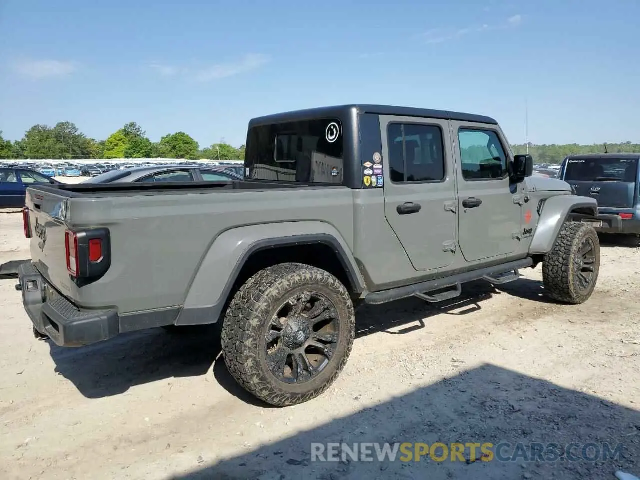 3 Photograph of a damaged car 1C6HJTAG9ML542271 JEEP GLADIATOR 2021