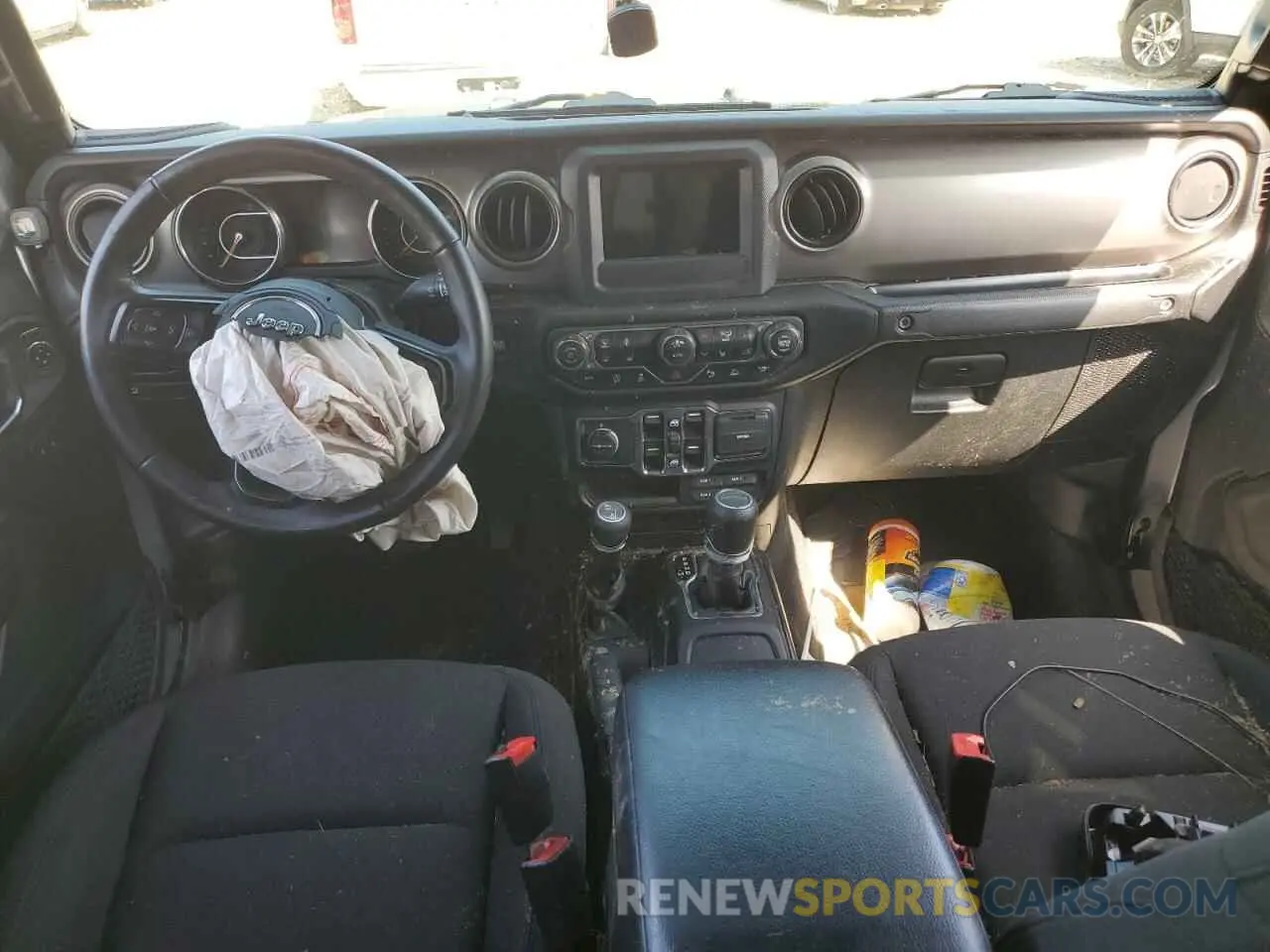 8 Photograph of a damaged car 1C6HJTAGXML513426 JEEP GLADIATOR 2021