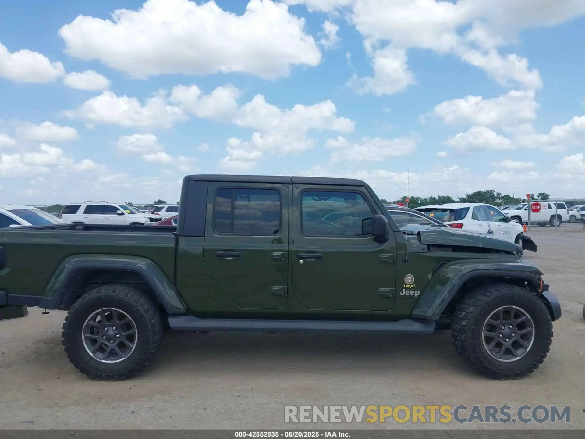 13 Photograph of a damaged car 1C6HJTFG1ML591229 JEEP GLADIATOR 2021