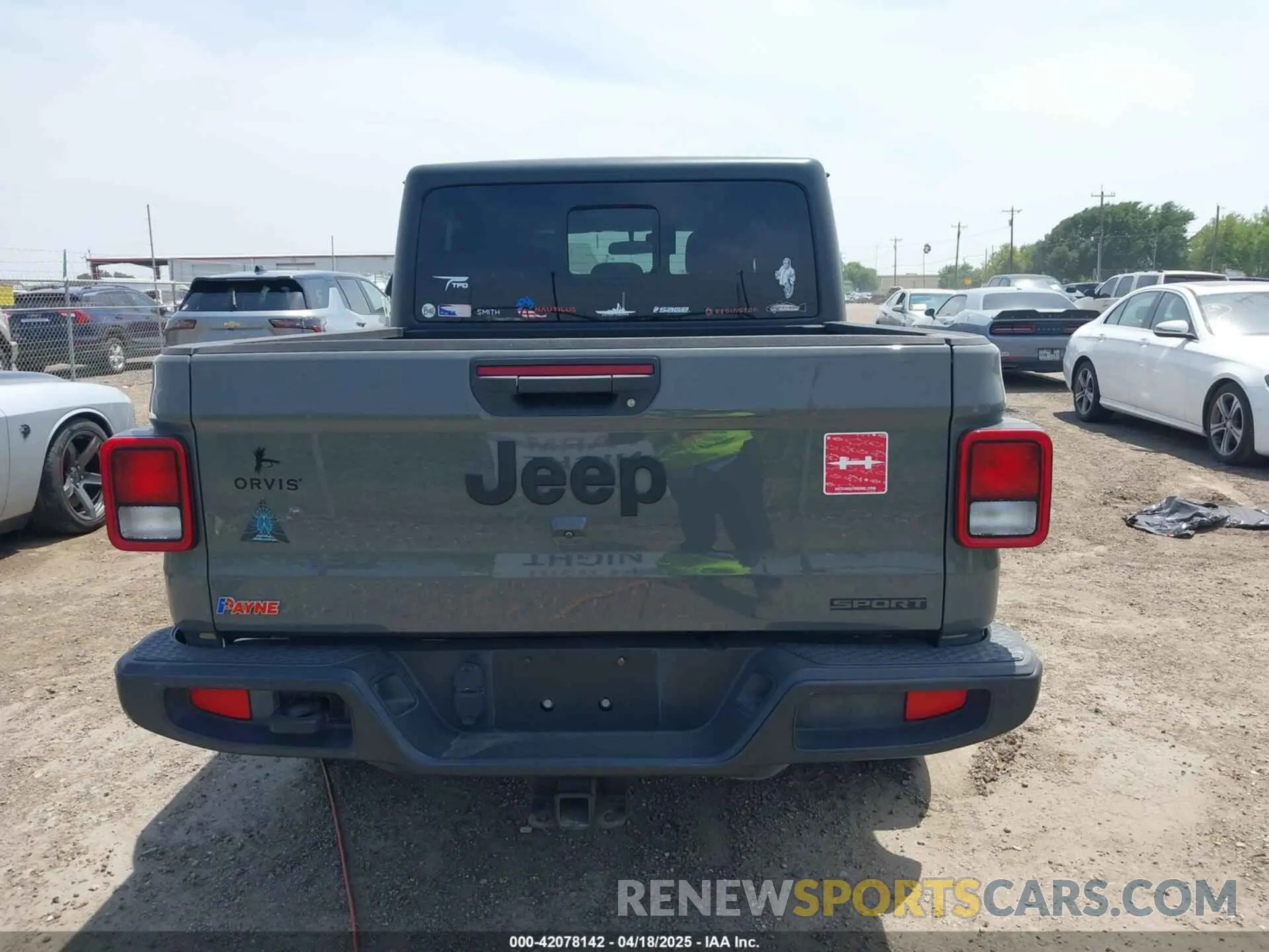 15 Photograph of a damaged car 1C6JJTAG9ML538769 JEEP GLADIATOR 2021