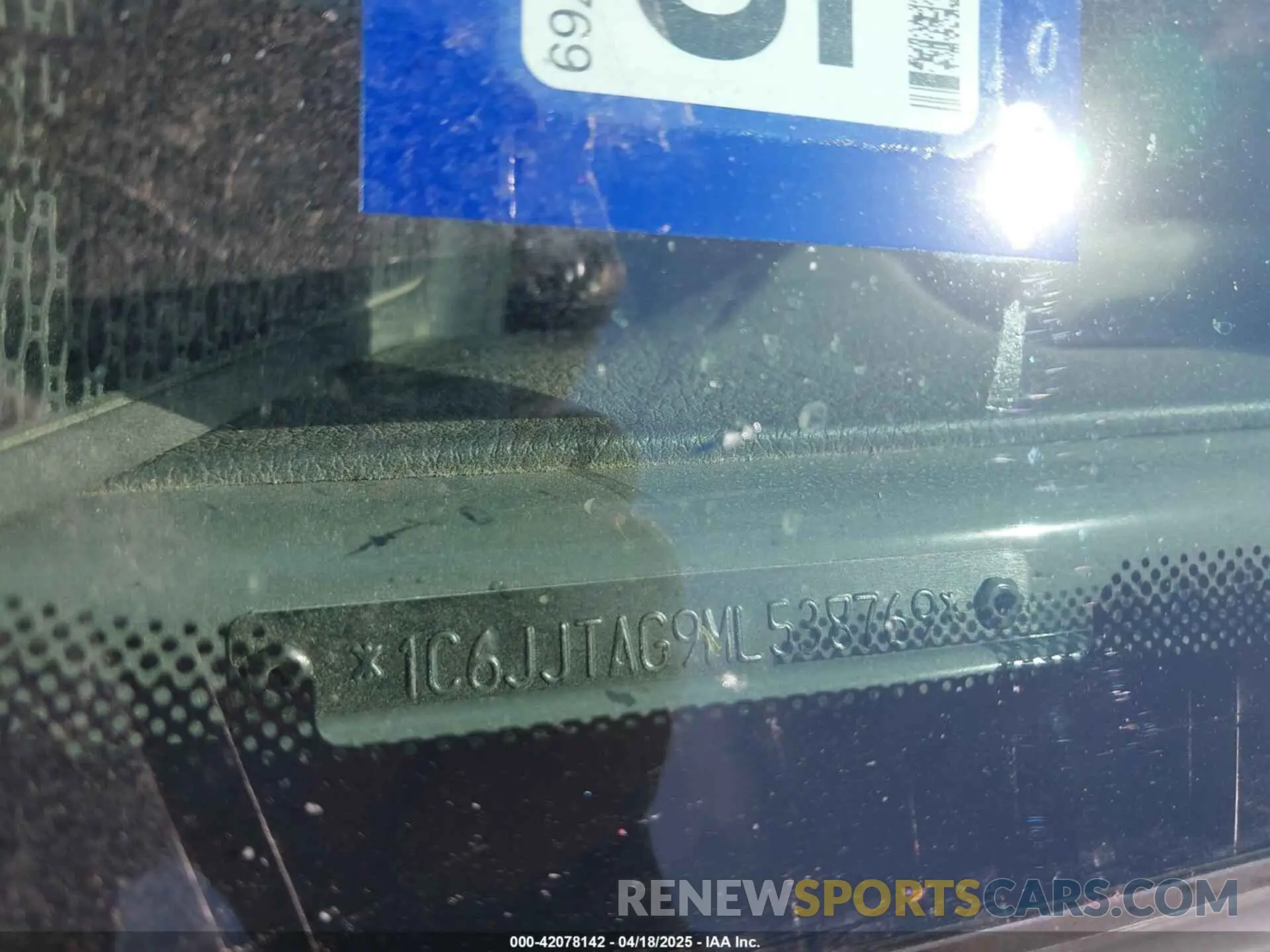 9 Photograph of a damaged car 1C6JJTAG9ML538769 JEEP GLADIATOR 2021