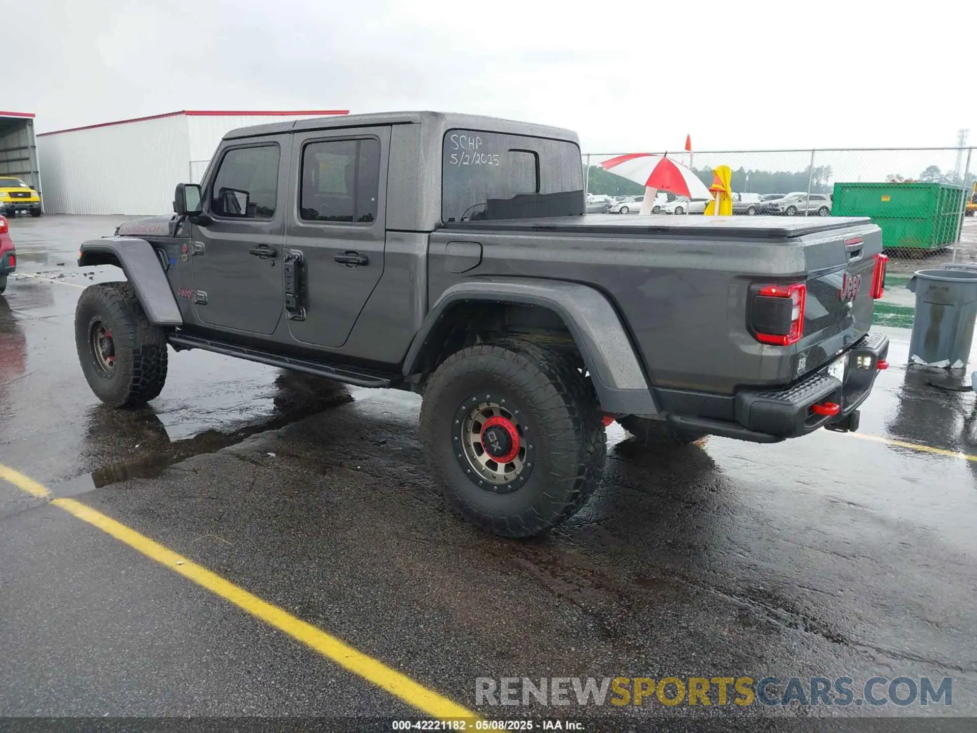 3 Photograph of a damaged car 1C6JJTBG1ML607775 JEEP GLADIATOR 2021