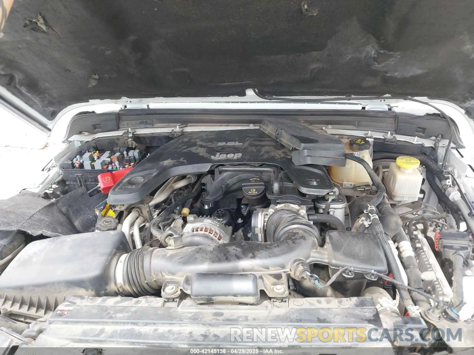10 Photograph of a damaged car 1C6JJTBG2ML541379 JEEP GLADIATOR 2021