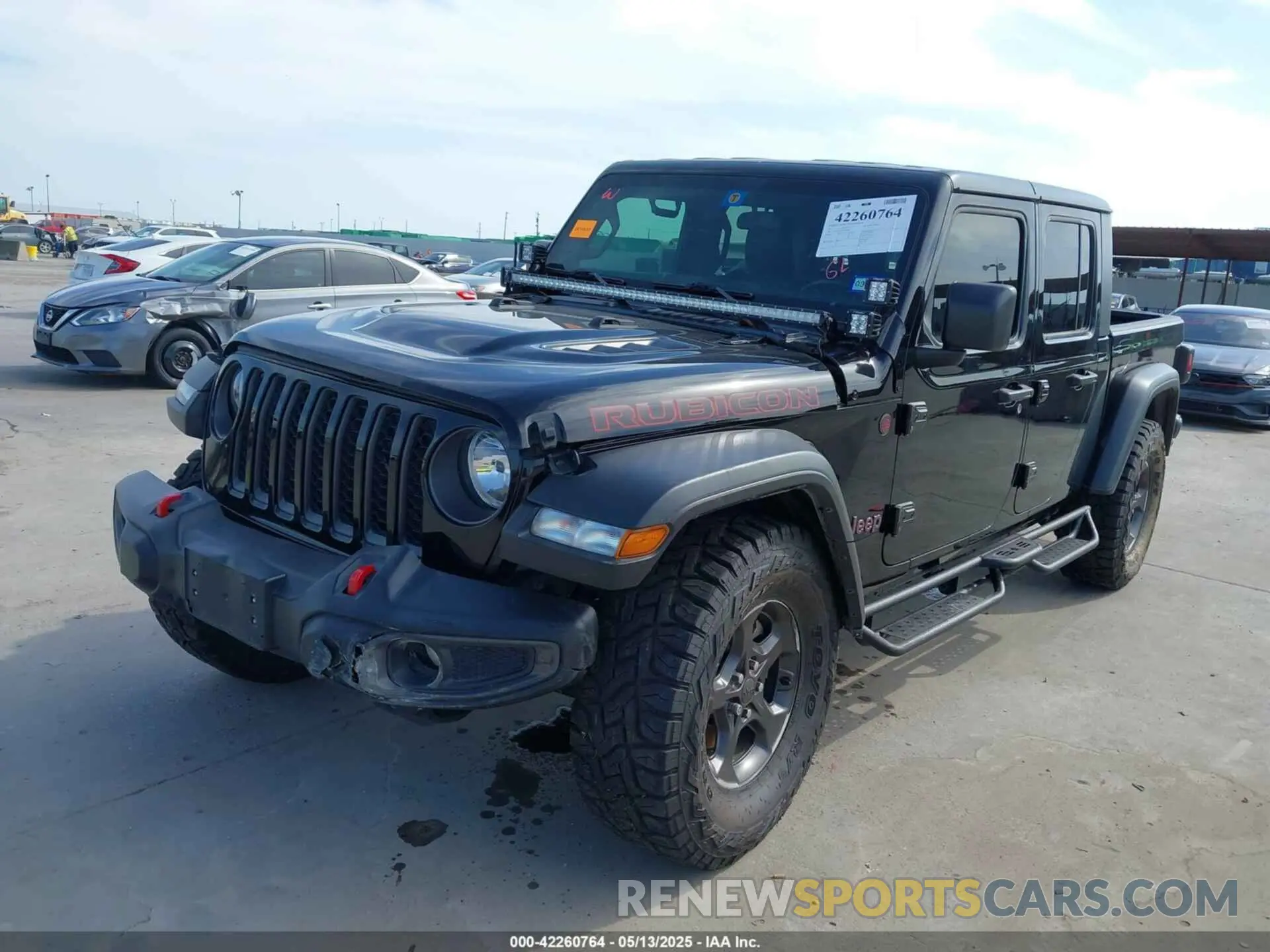 2 Photograph of a damaged car 1C6JJTBG6ML535939 JEEP GLADIATOR 2021