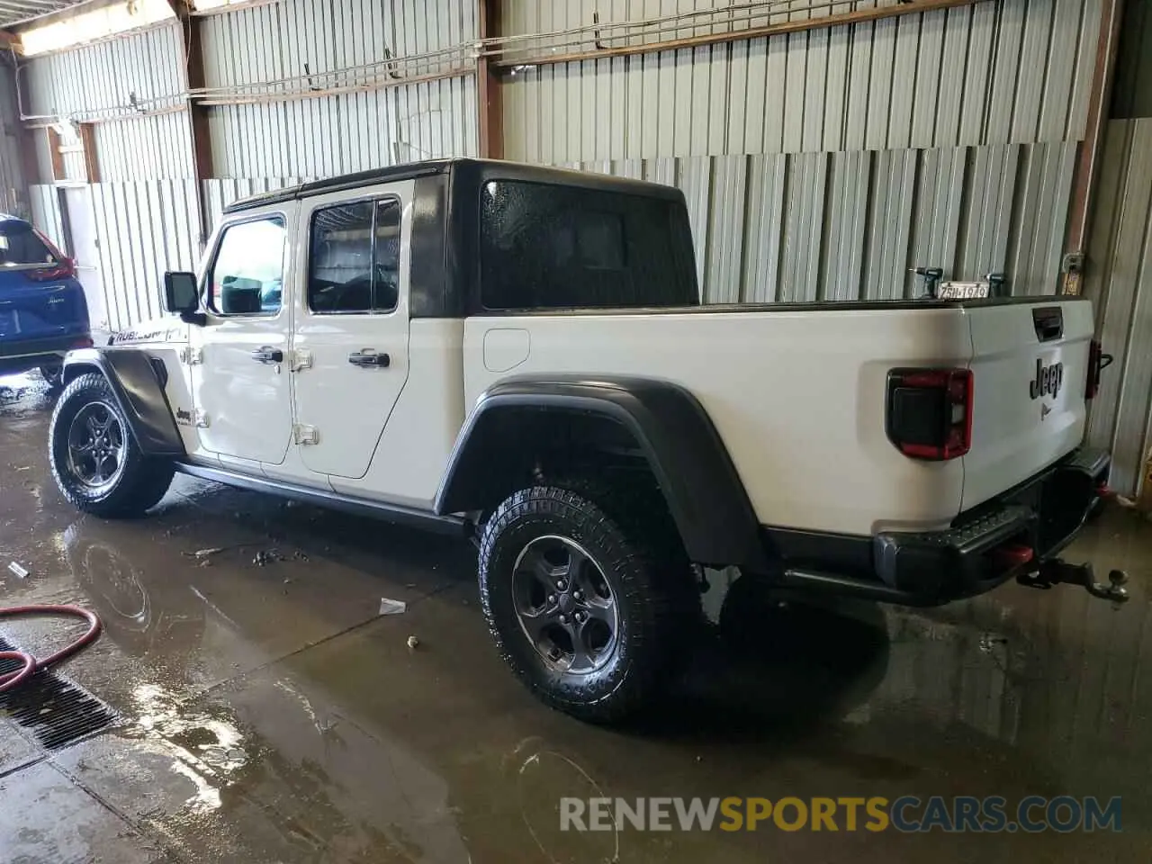 2 Photograph of a damaged car 1C6JJTBG8ML527146 JEEP GLADIATOR 2021