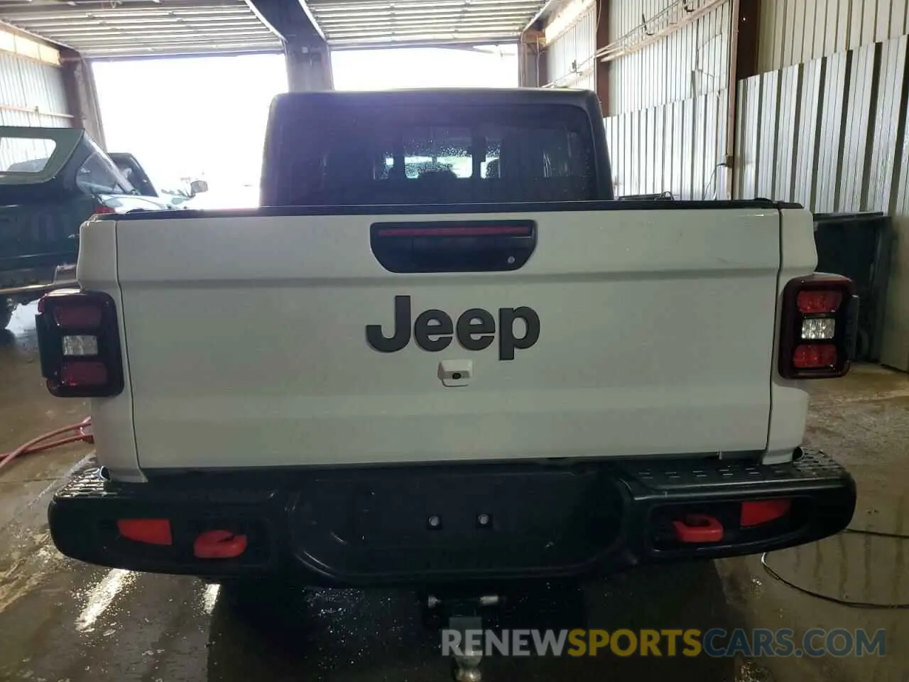 6 Photograph of a damaged car 1C6JJTBG8ML527146 JEEP GLADIATOR 2021