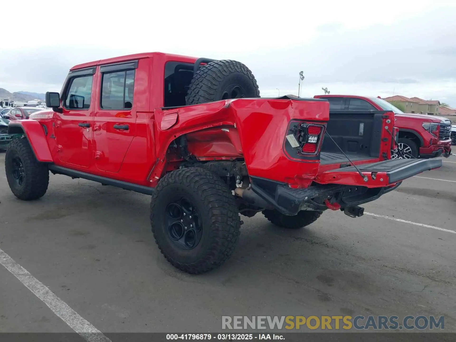 3 Фотография поврежденного автомобиля 1C6JJTBG8ML561779 JEEP GLADIATOR 2021