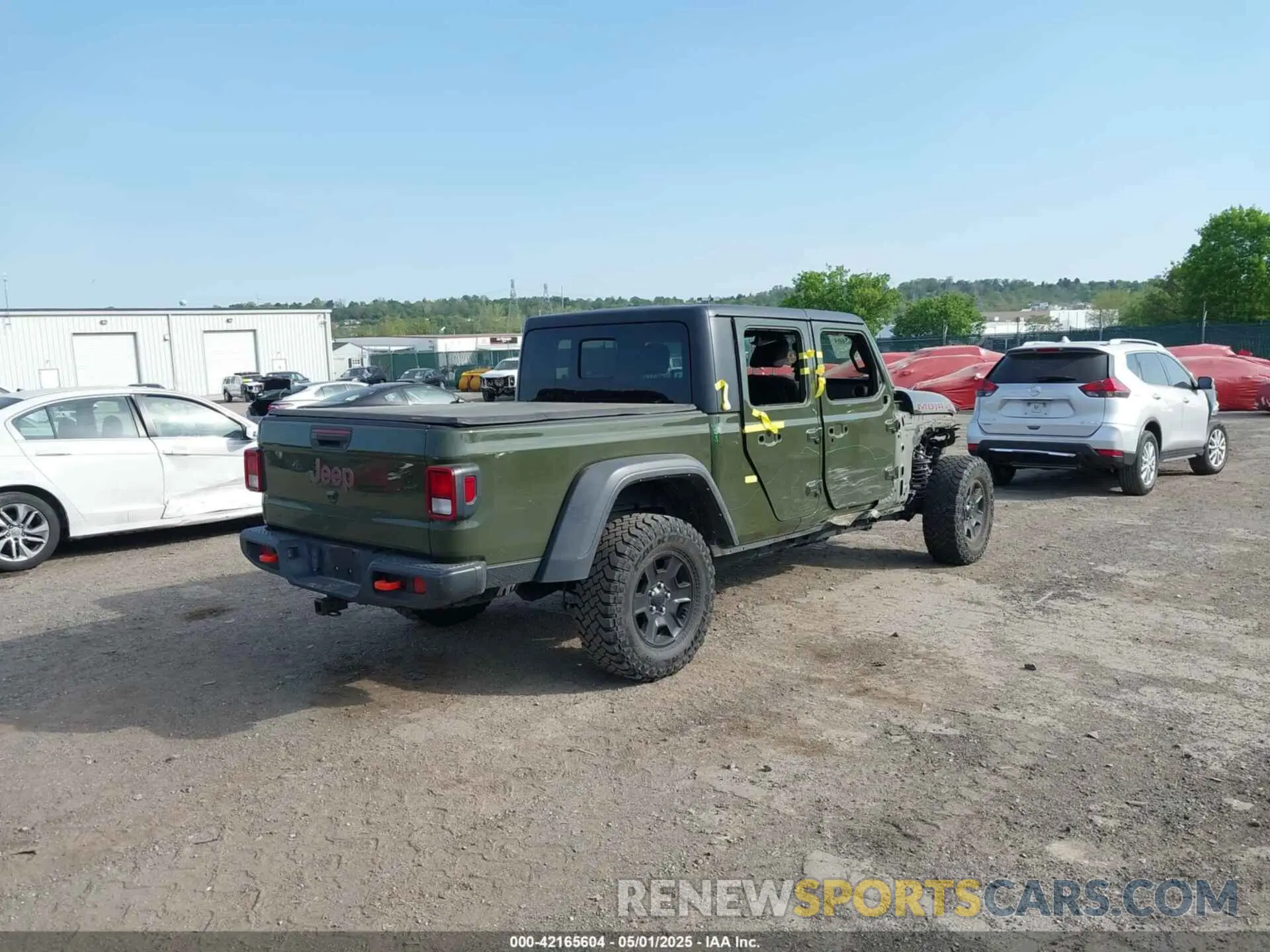 4 Photograph of a damaged car 1C6JJTEG2ML565676 JEEP GLADIATOR 2021