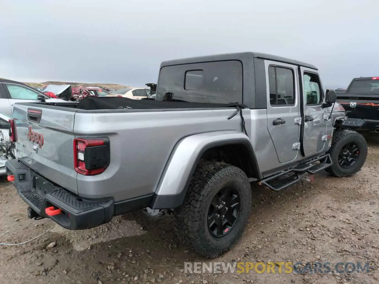 3 Photograph of a damaged car 1C6JJTEG4ML537846 JEEP GLADIATOR 2021