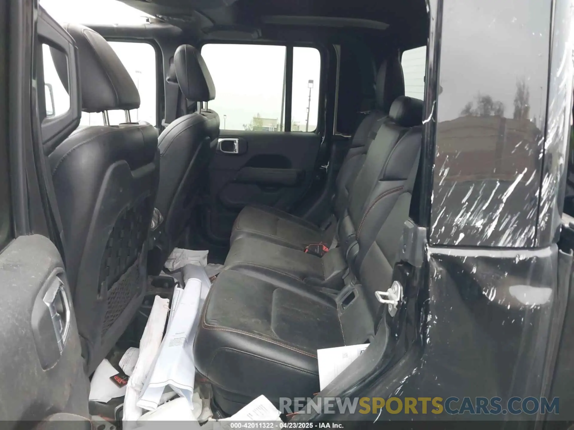 8 Photograph of a damaged car 1C6JJTEG7ML522371 JEEP GLADIATOR 2021