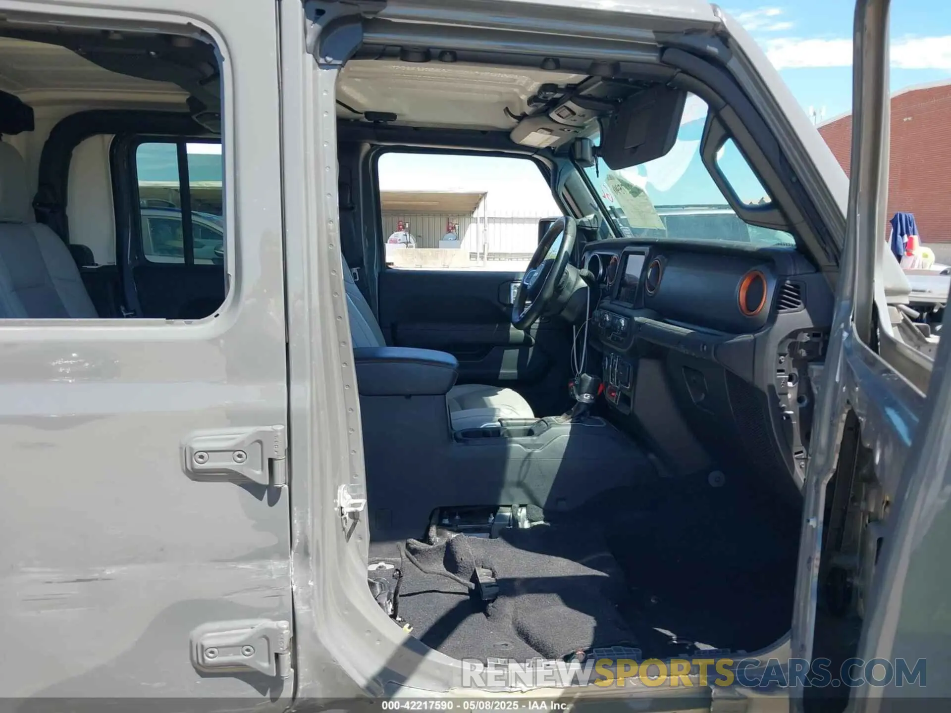 5 Photograph of a damaged car 1C6JJTEG8ML515686 JEEP GLADIATOR 2021