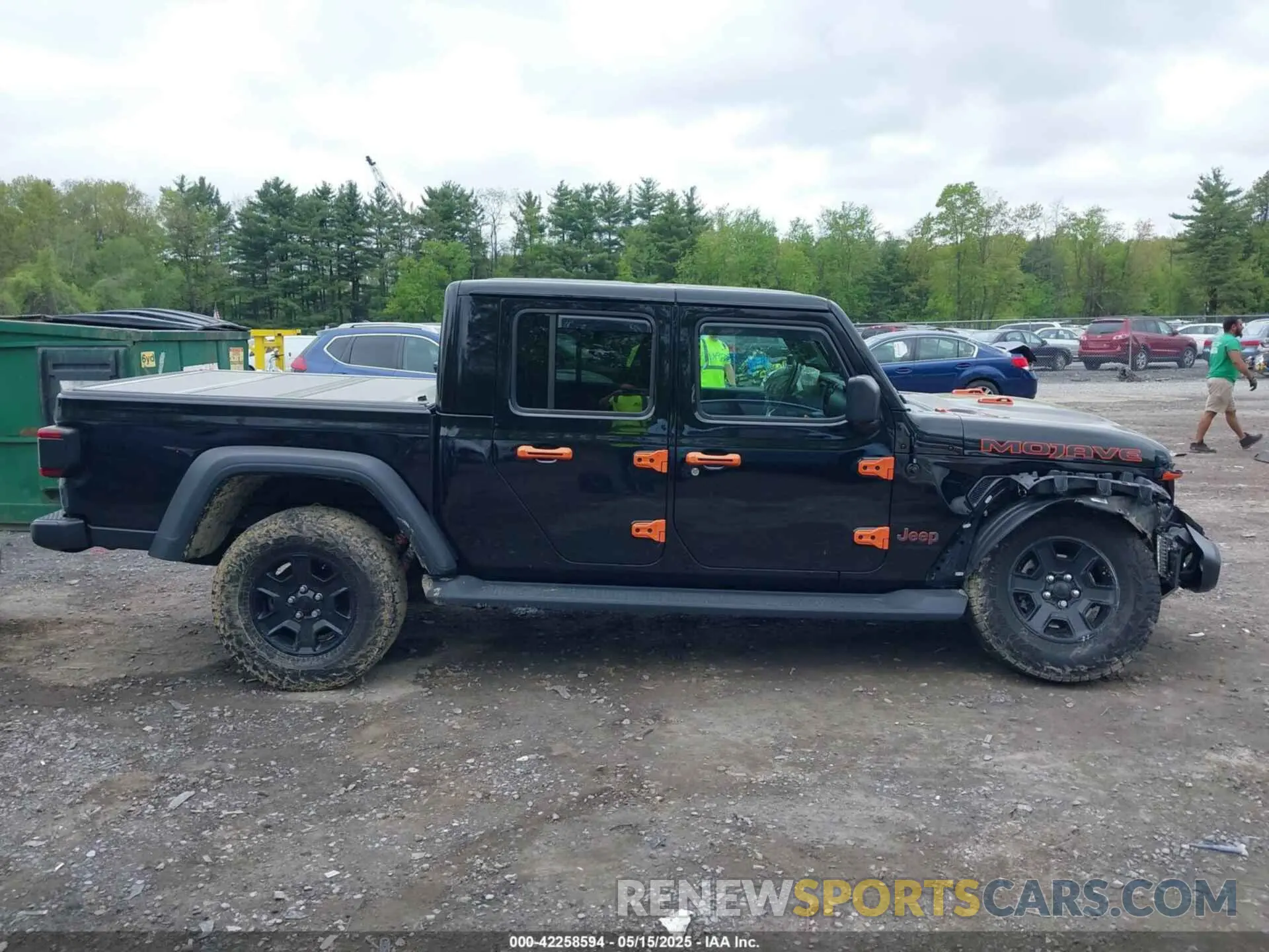 13 Photograph of a damaged car 1C6JJTEG9ML530066 JEEP GLADIATOR 2021
