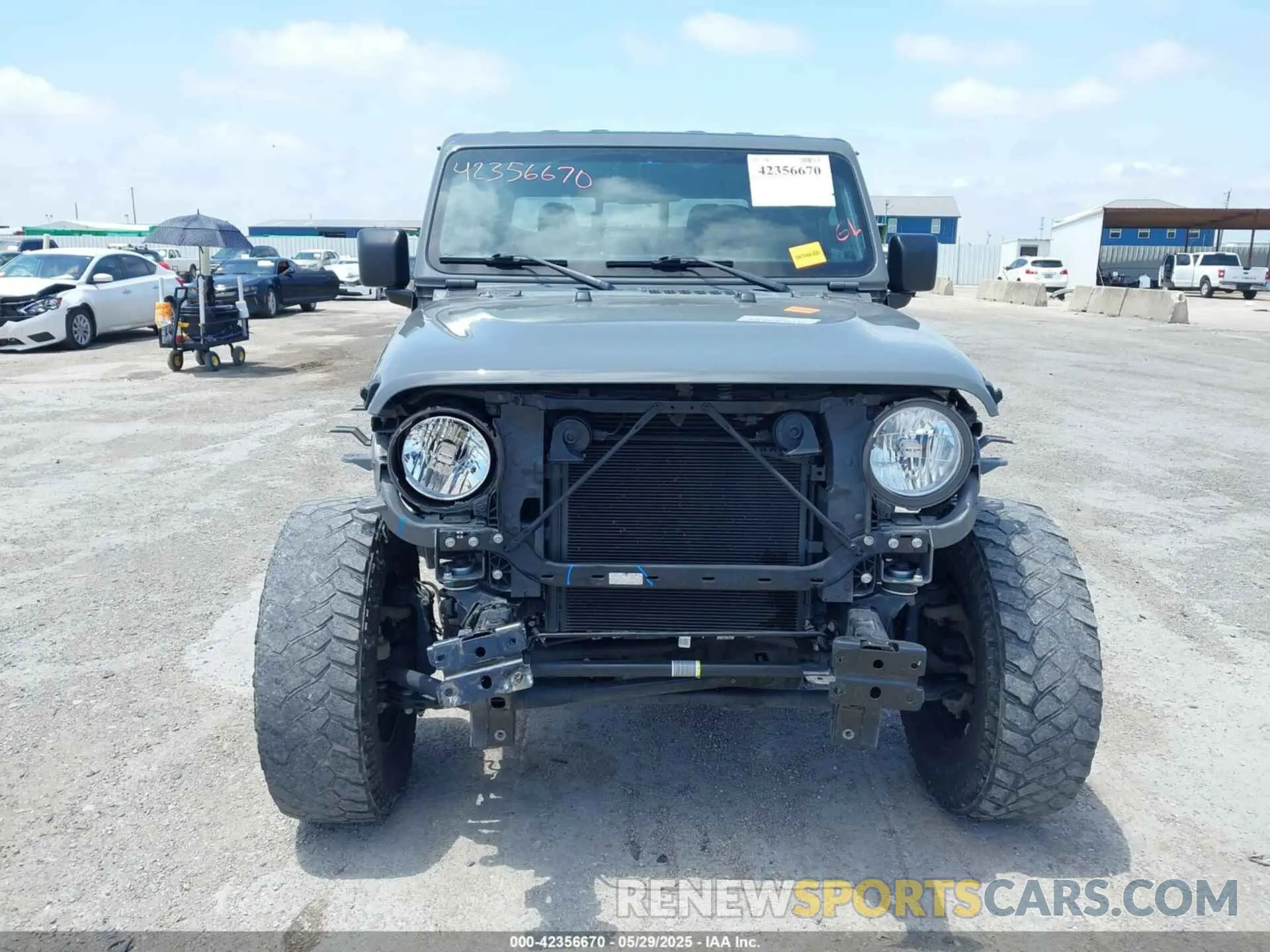 13 Photograph of a damaged car 1C6HJTAG2NL120294 JEEP GLADIATOR 2022
