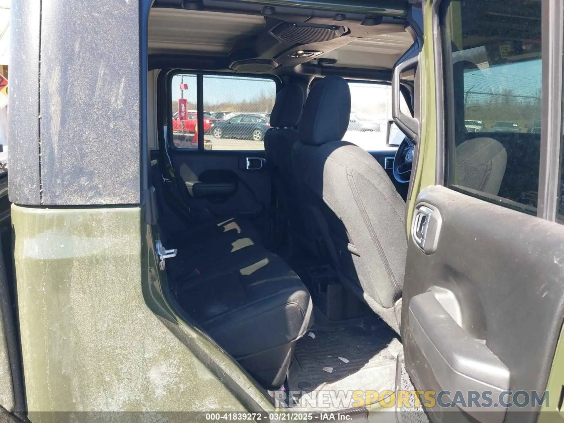 8 Photograph of a damaged car 1C6HJTAG4NL135833 JEEP GLADIATOR 2022
