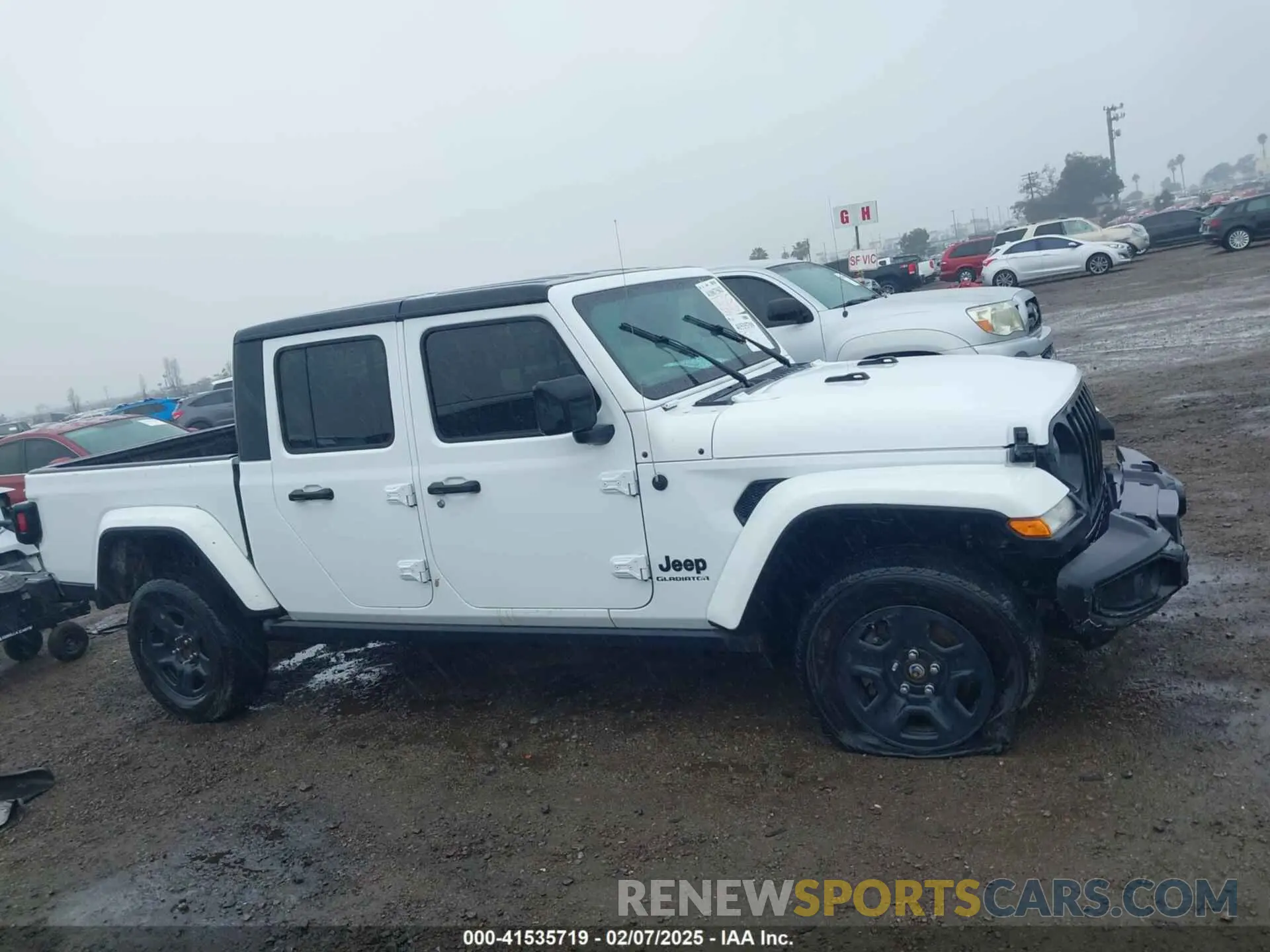 13 Фотография поврежденного автомобиля 1C6HJTAGXNL143080 JEEP GLADIATOR 2022