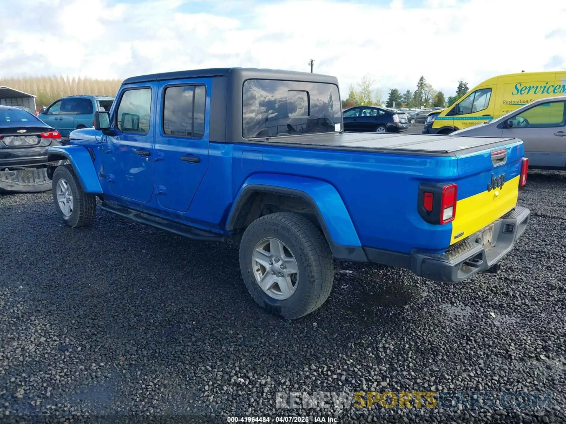 3 Photograph of a damaged car 1C6JJTAM4NL130350 JEEP GLADIATOR 2022
