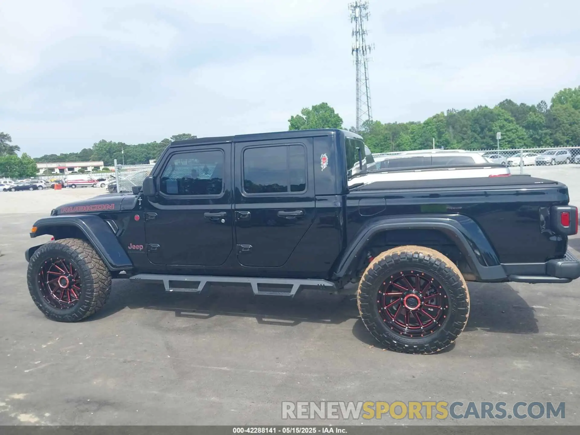 13 Photograph of a damaged car 1C6JJTBG9NL102021 JEEP GLADIATOR 2022
