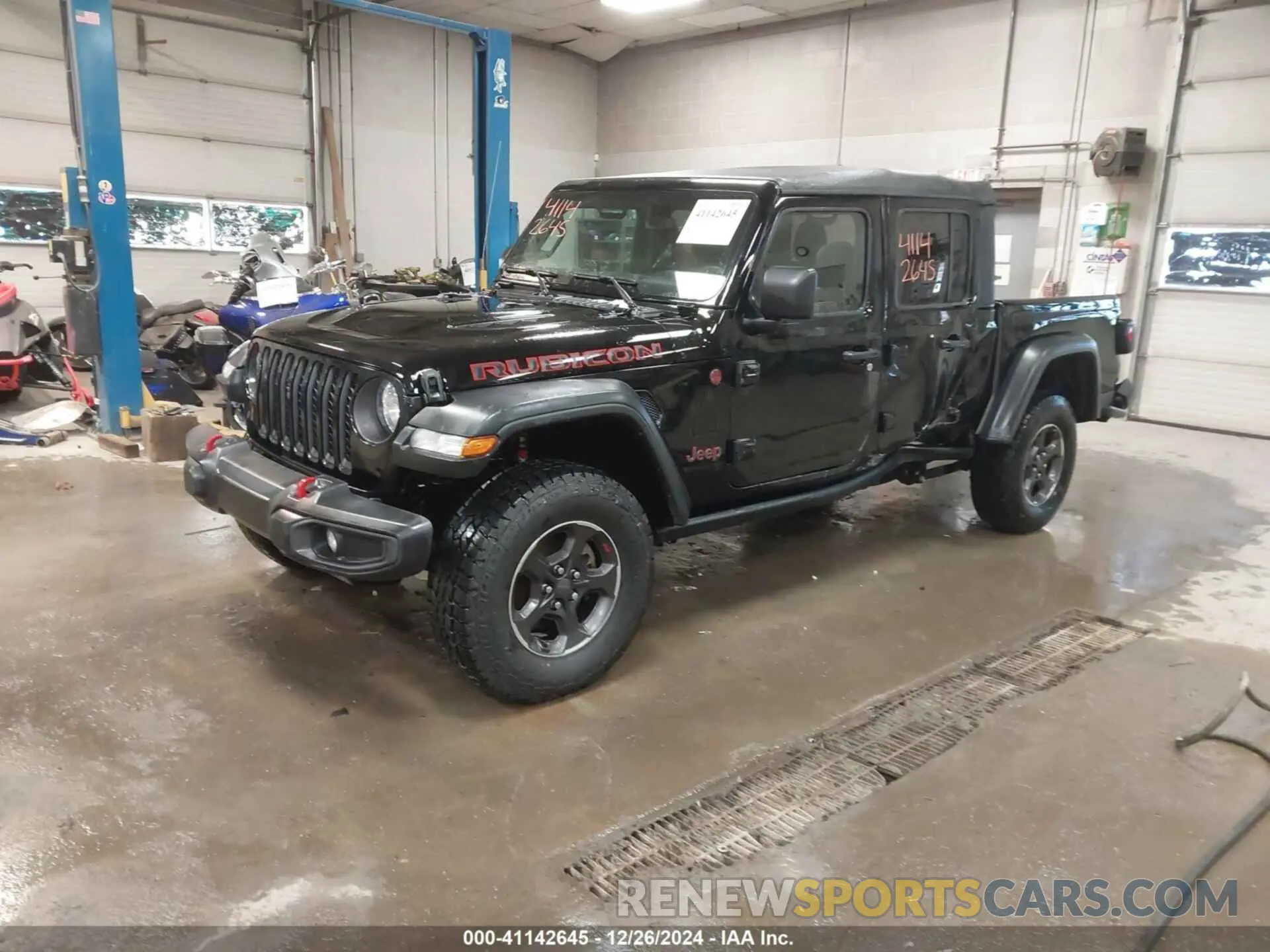 2 Photograph of a damaged car 1C6JJTBGXNL112413 JEEP GLADIATOR 2022