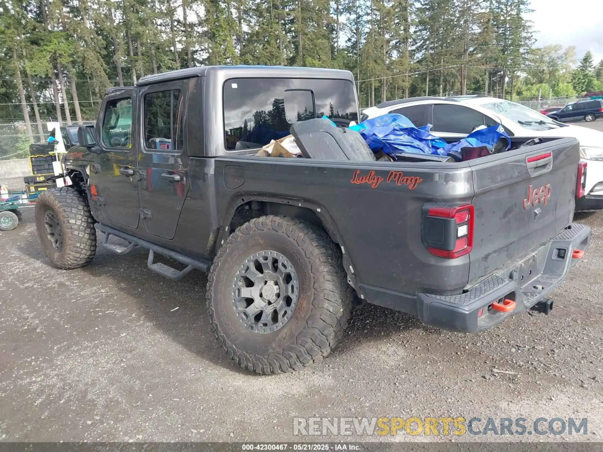 3 Photograph of a damaged car 1C6JJTEG6NL160843 JEEP GLADIATOR 2022