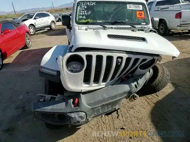 13 Photograph of a damaged car 1C6JJTEG7NL172208 JEEP GLADIATOR 2022