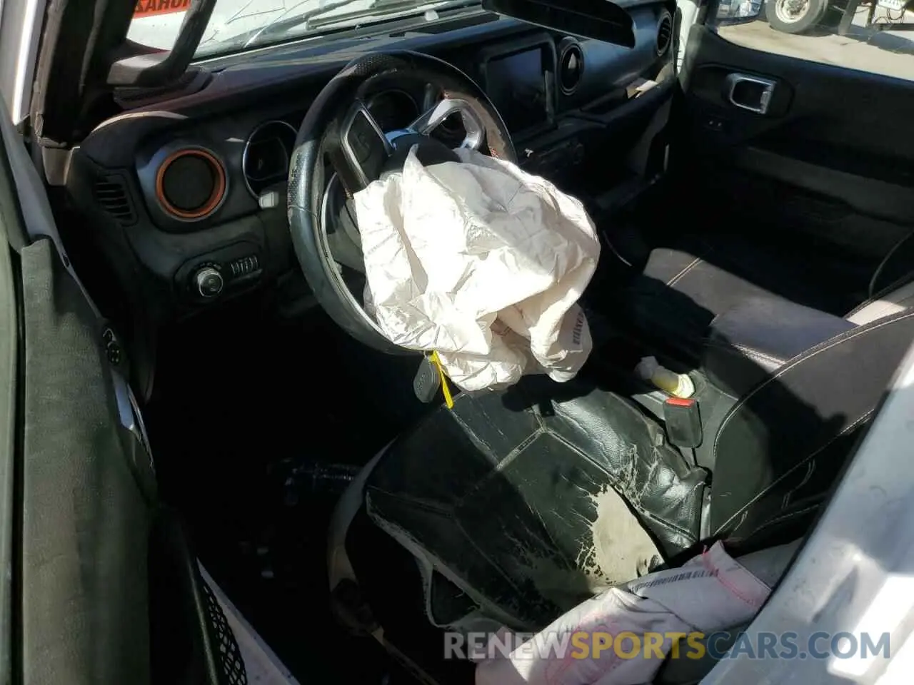 8 Photograph of a damaged car 1C6JJTEG7NL172208 JEEP GLADIATOR 2022