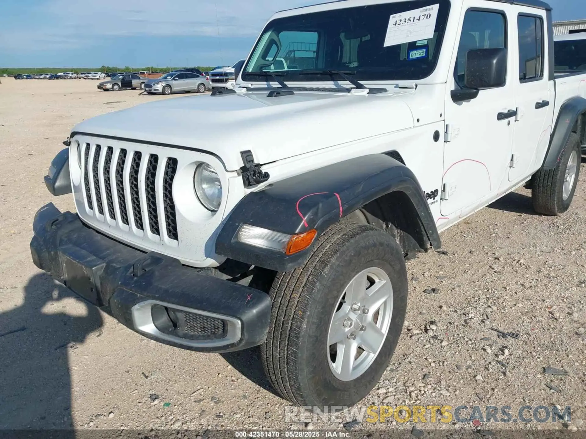 6 Photograph of a damaged car 1C6HJTAG0PL533933 JEEP GLADIATOR 2023