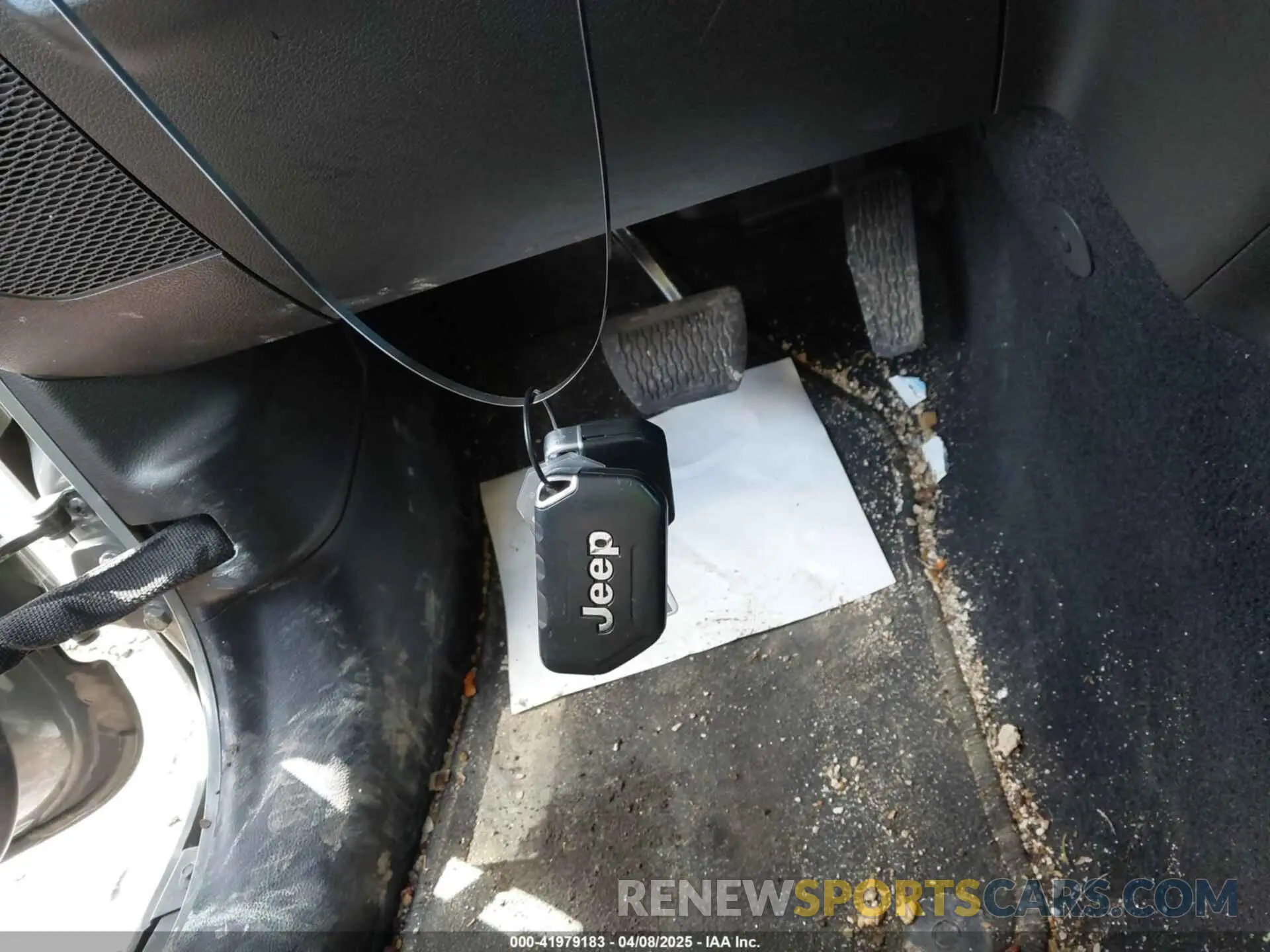 11 Фотография поврежденного автомобиля 1C6HJTAG1PL522374 JEEP GLADIATOR 2023