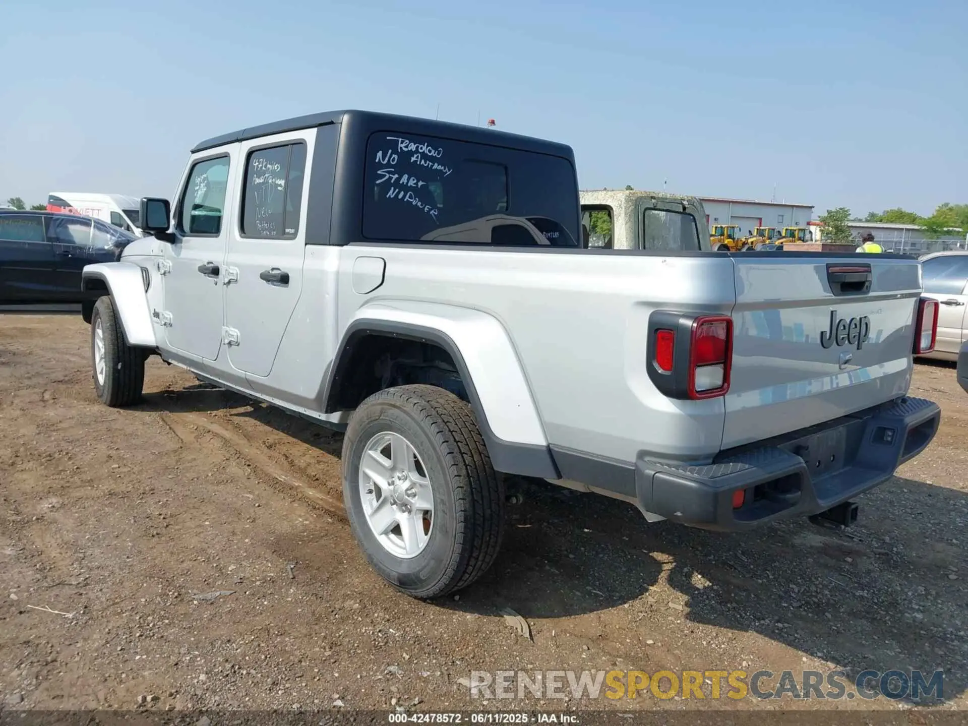 3 Photograph of a damaged car 1C6HJTAG2PL528412 JEEP GLADIATOR 2023