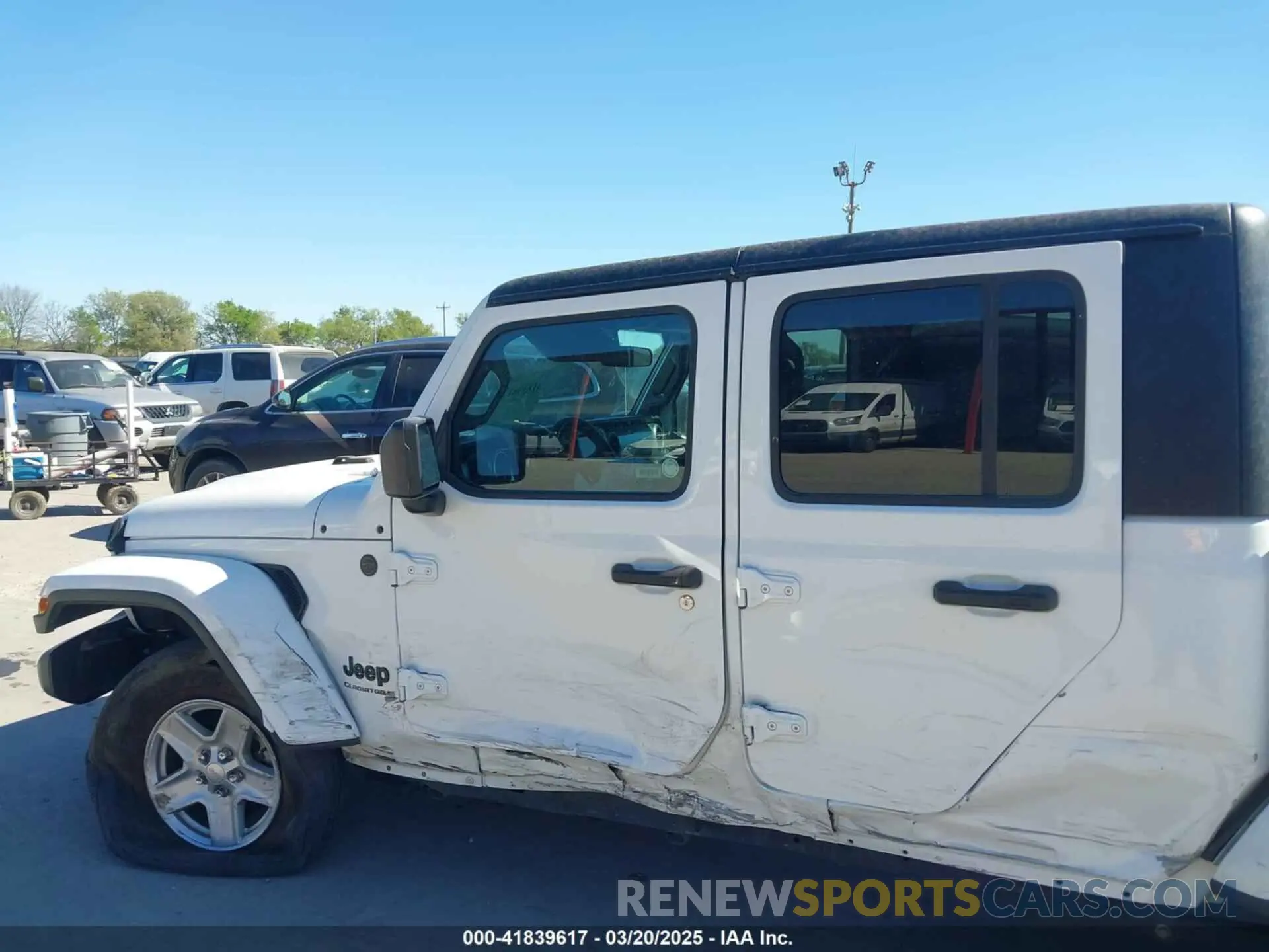 14 Photograph of a damaged car 1C6HJTAG4PL528590 JEEP GLADIATOR 2023