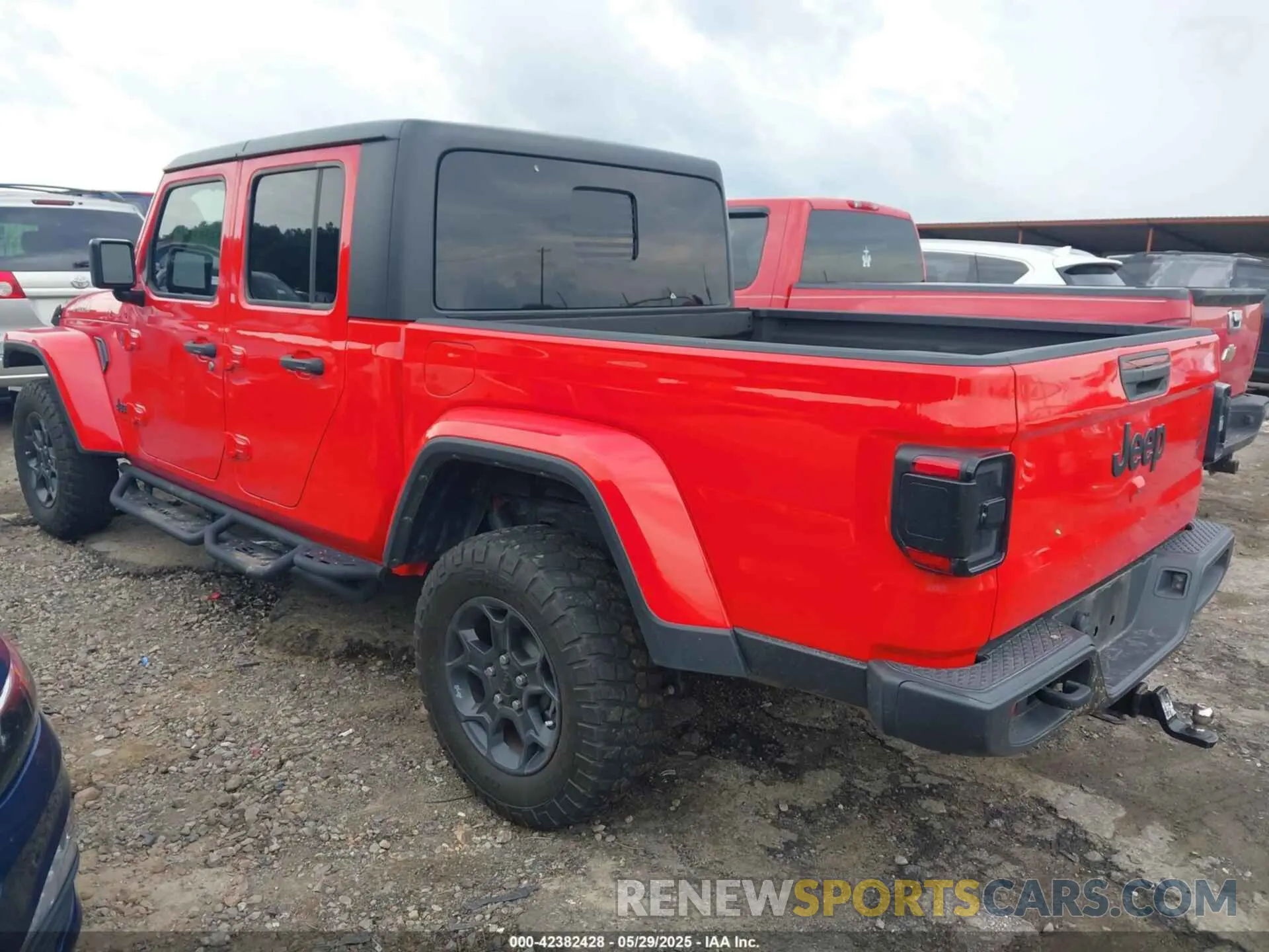 3 Photograph of a damaged car 1C6HJTAG4PL544871 JEEP GLADIATOR 2023