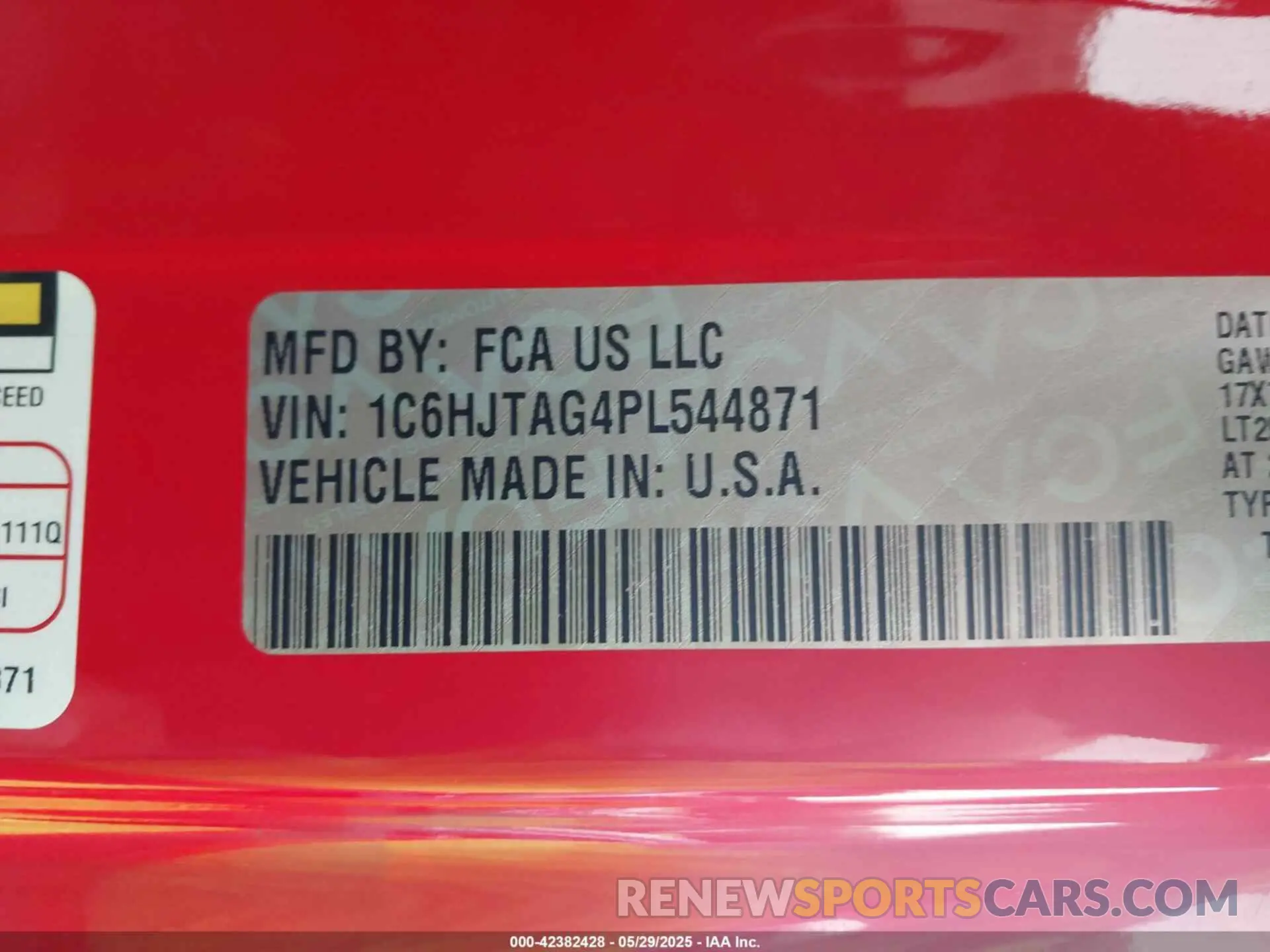 9 Photograph of a damaged car 1C6HJTAG4PL544871 JEEP GLADIATOR 2023