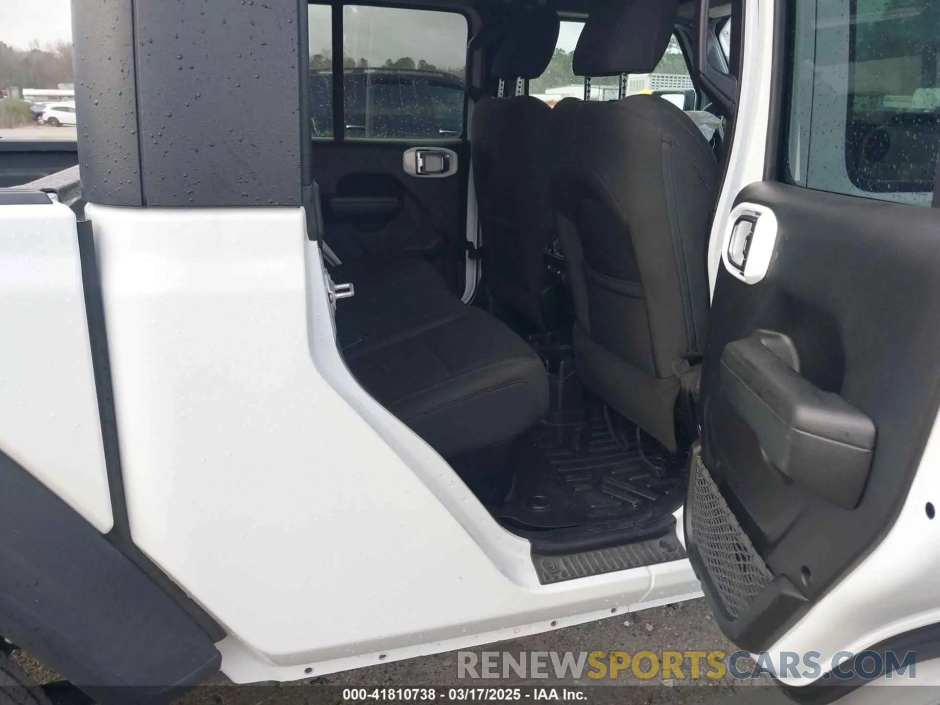 8 Фотография поврежденного автомобиля 1C6HJTAG5PL533913 JEEP GLADIATOR 2023