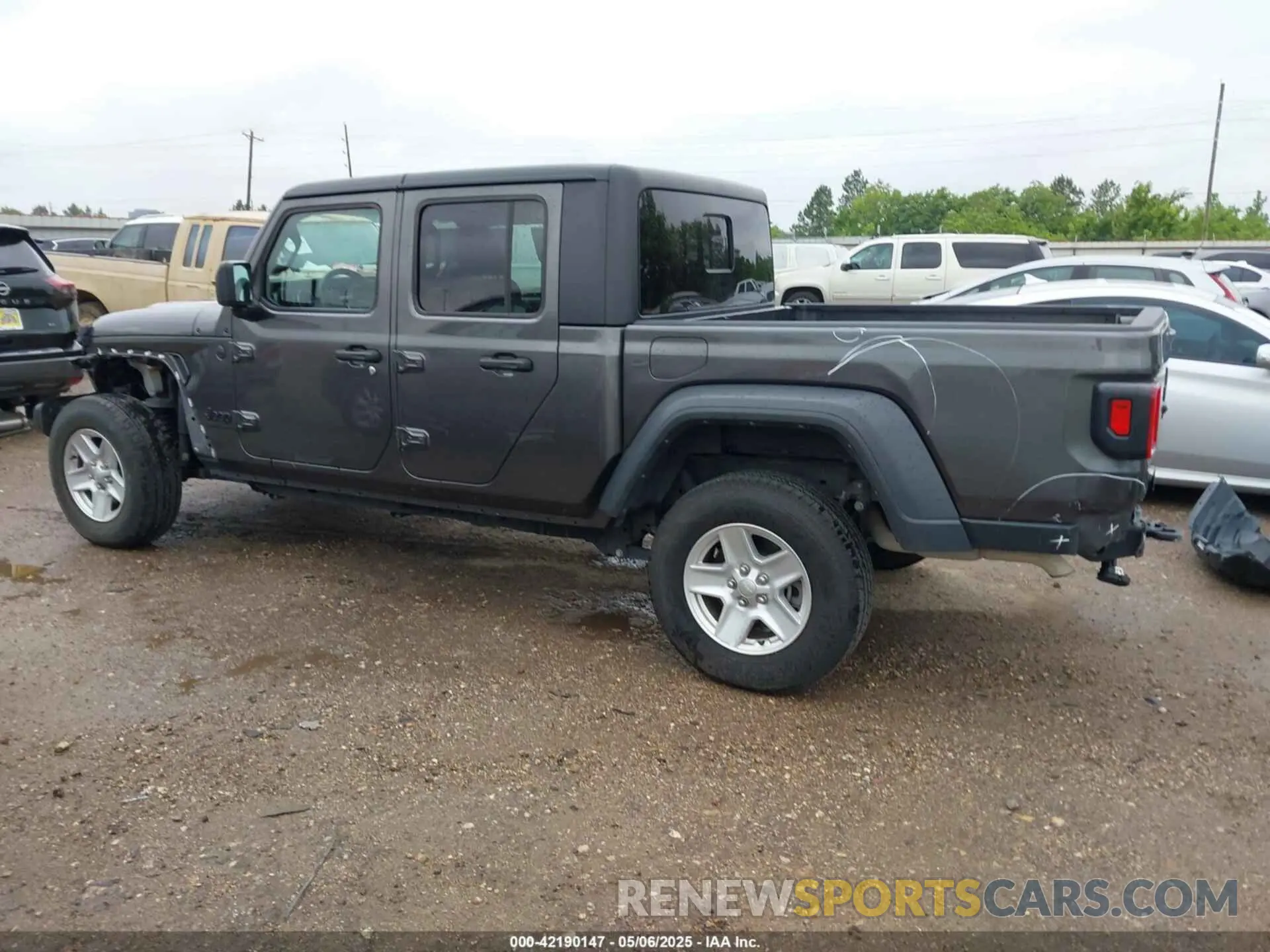 15 Photograph of a damaged car 1C6HJTAG6PL524105 JEEP GLADIATOR 2023