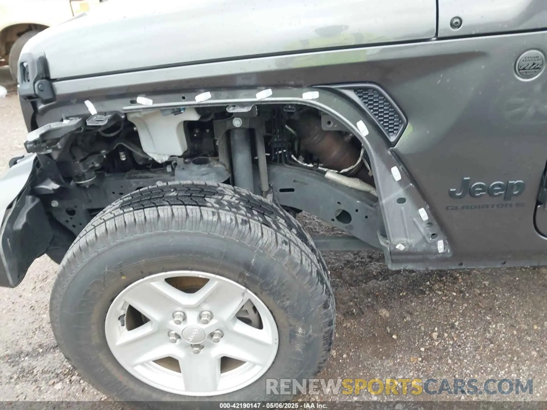 6 Photograph of a damaged car 1C6HJTAG6PL524105 JEEP GLADIATOR 2023