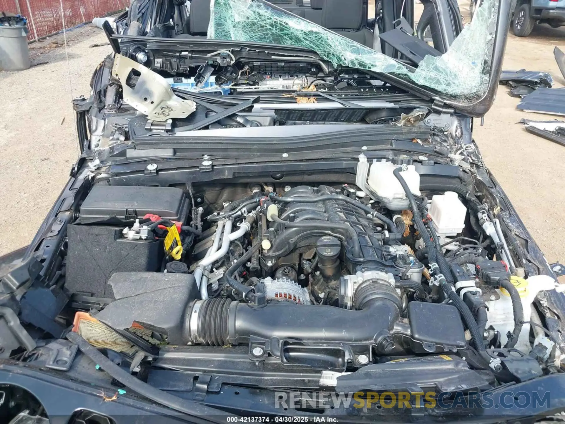 10 Photograph of a damaged car 1C6HJTAG7PL567710 JEEP GLADIATOR 2023