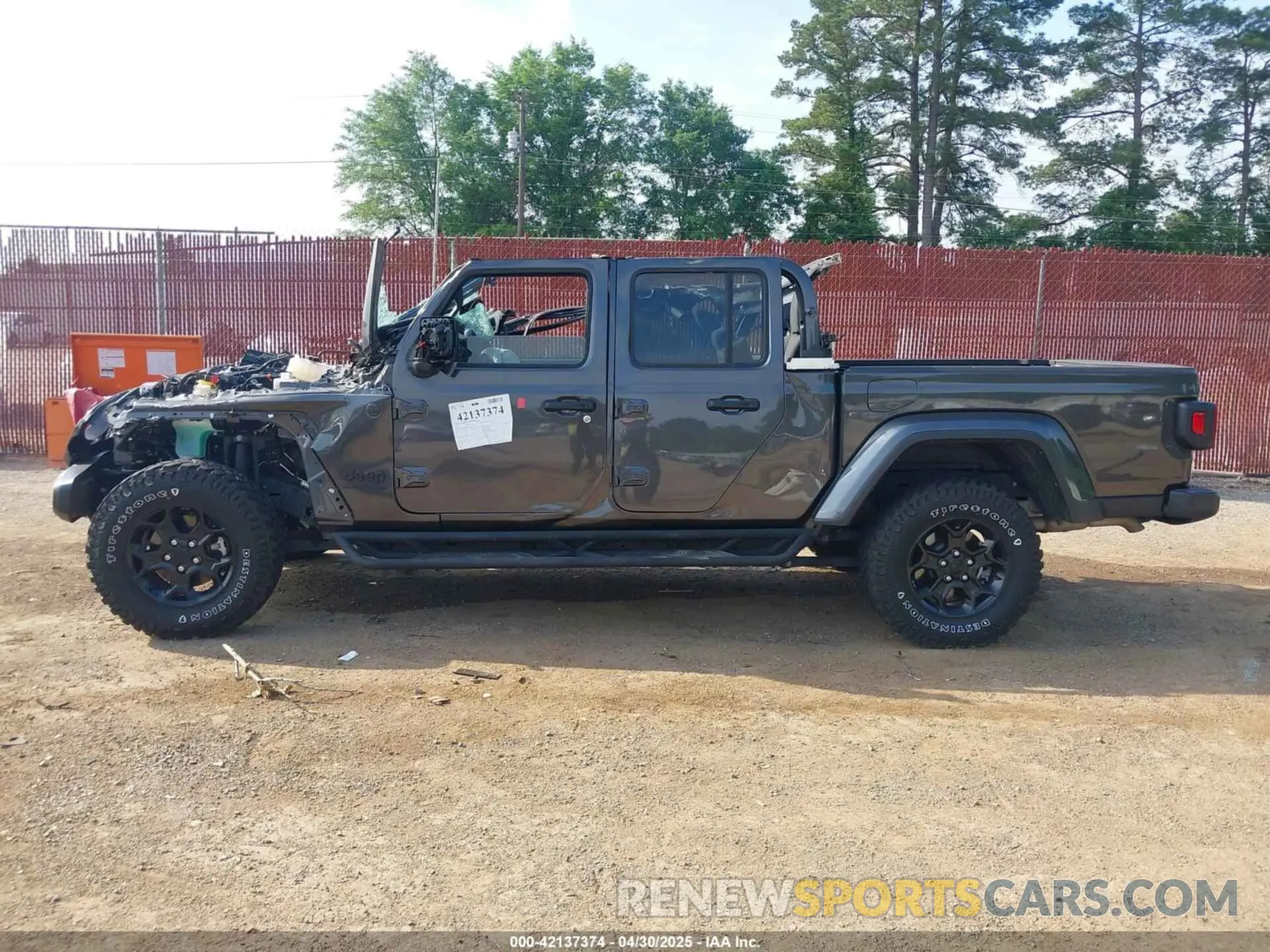 14 Photograph of a damaged car 1C6HJTAG7PL567710 JEEP GLADIATOR 2023