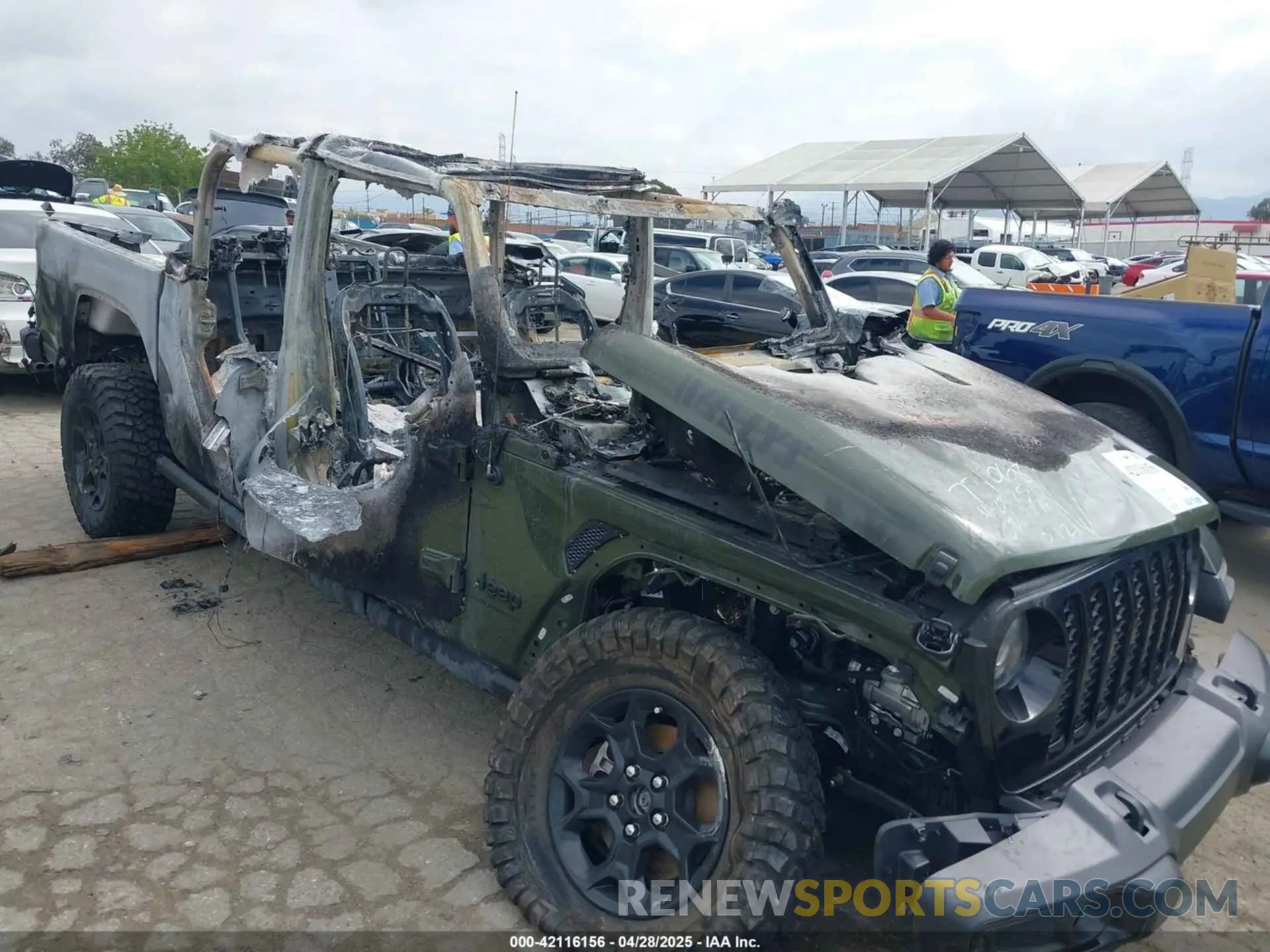 6 Photograph of a damaged car 1C6HJTAG7PL582515 JEEP GLADIATOR 2023