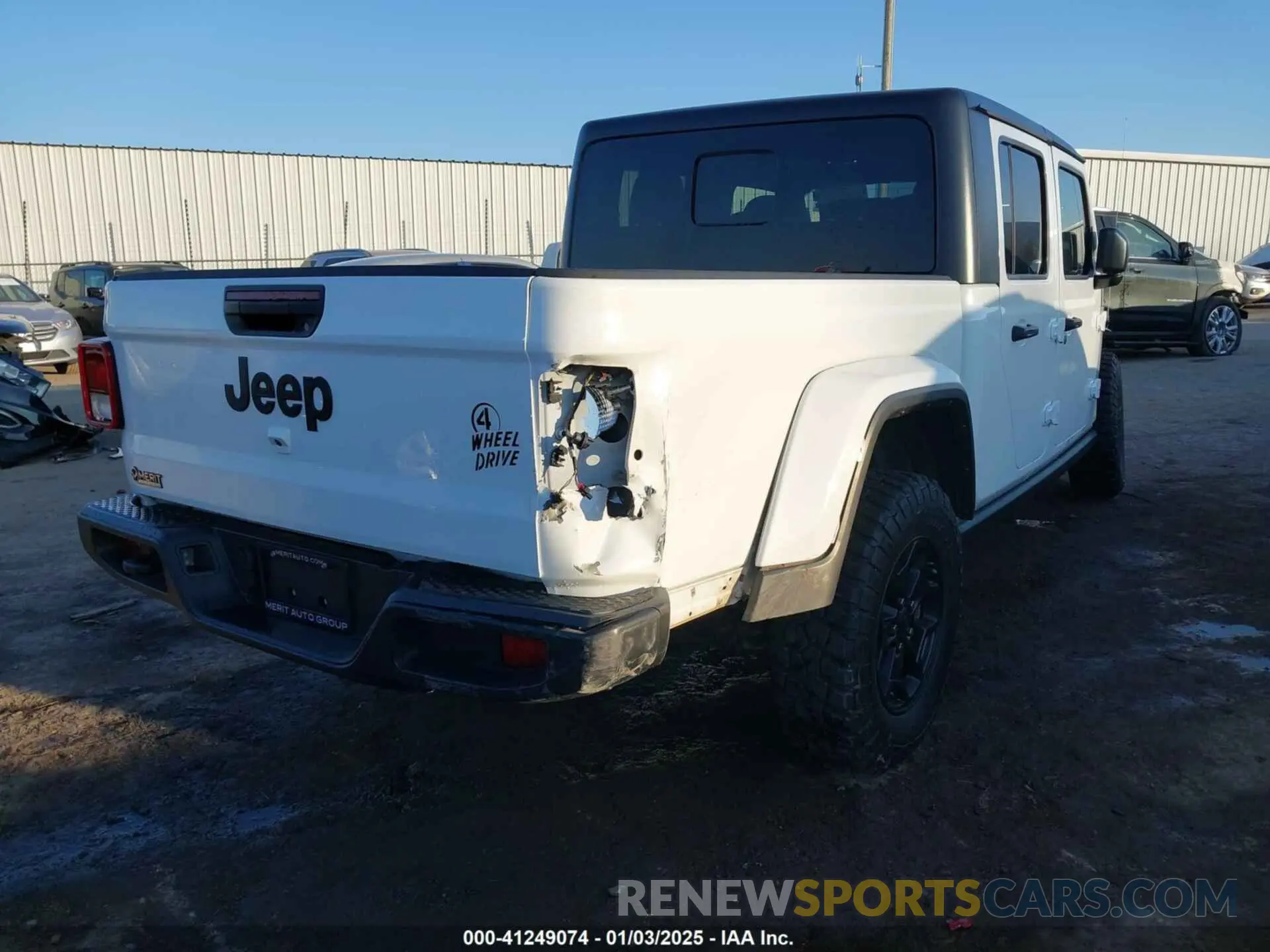 4 Фотография поврежденного автомобиля 1C6HJTAGXPL527086 JEEP GLADIATOR 2023