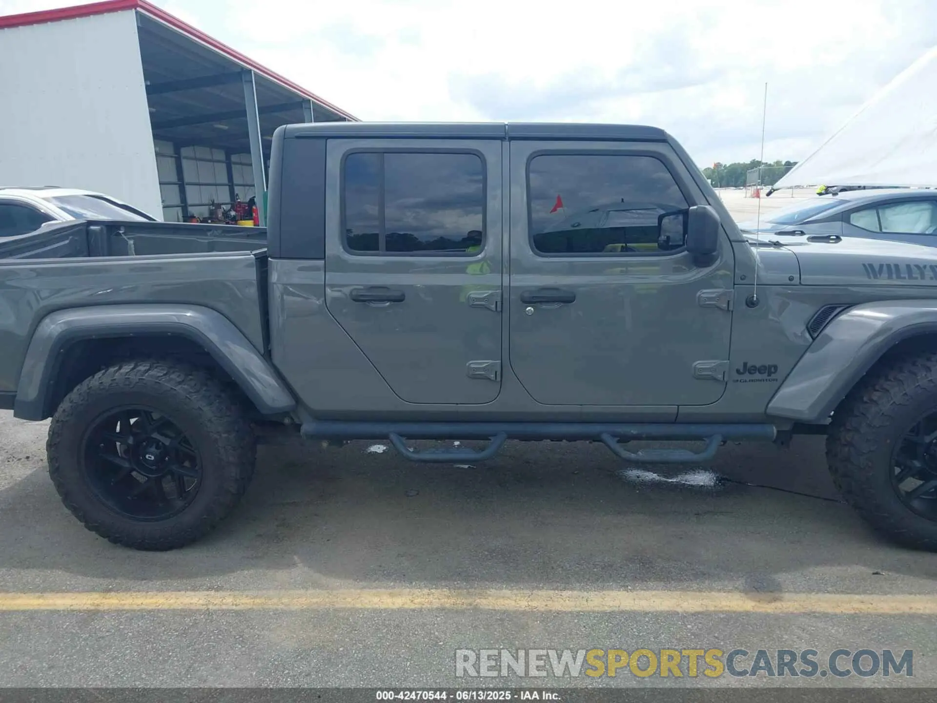13 Фотография поврежденного автомобиля 1C6HJTAGXPL531557 JEEP GLADIATOR 2023